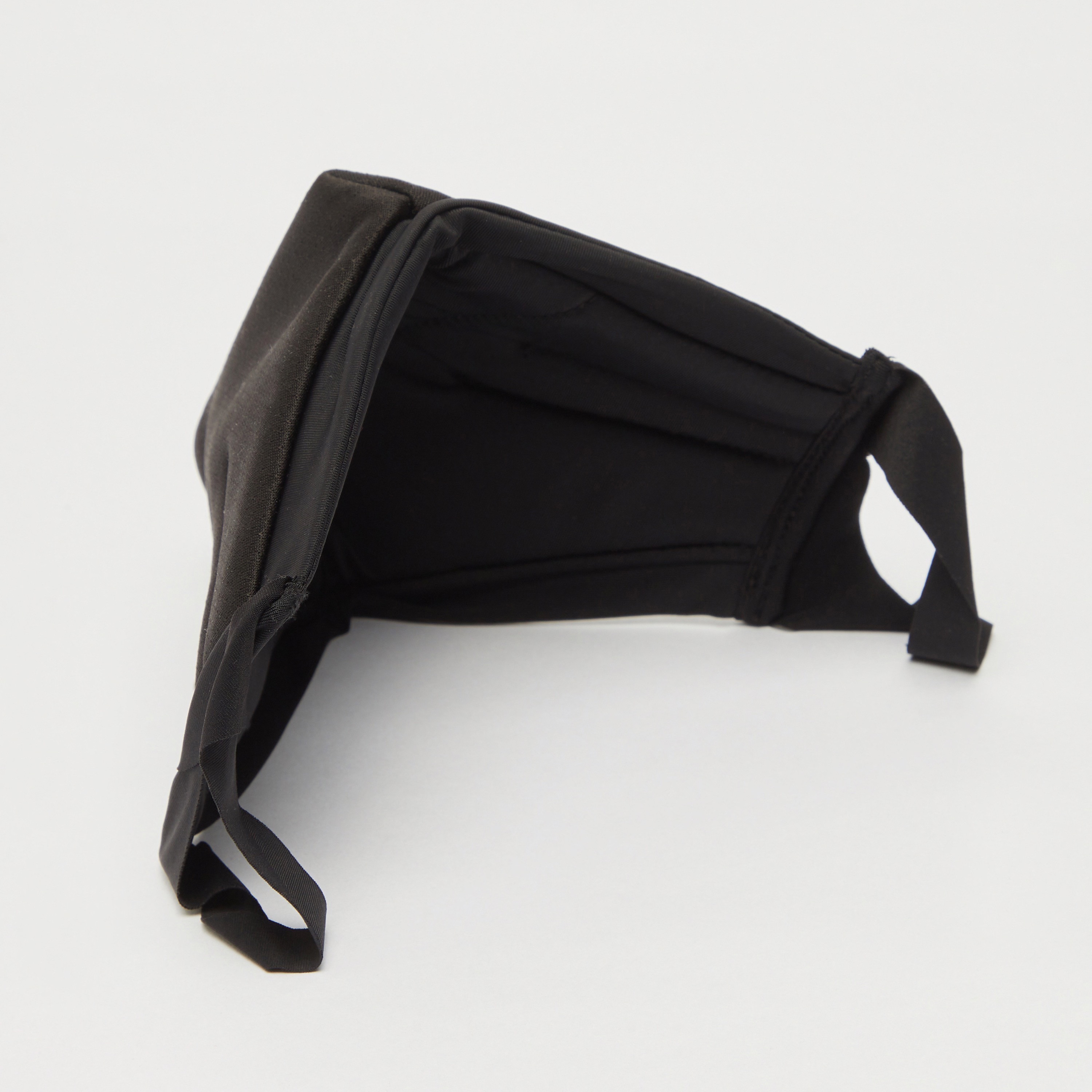 ماسك للوجه بارز الملمس مع حلقات أذن من كابا-women-clothingaccessories-fashionmasks-image-3