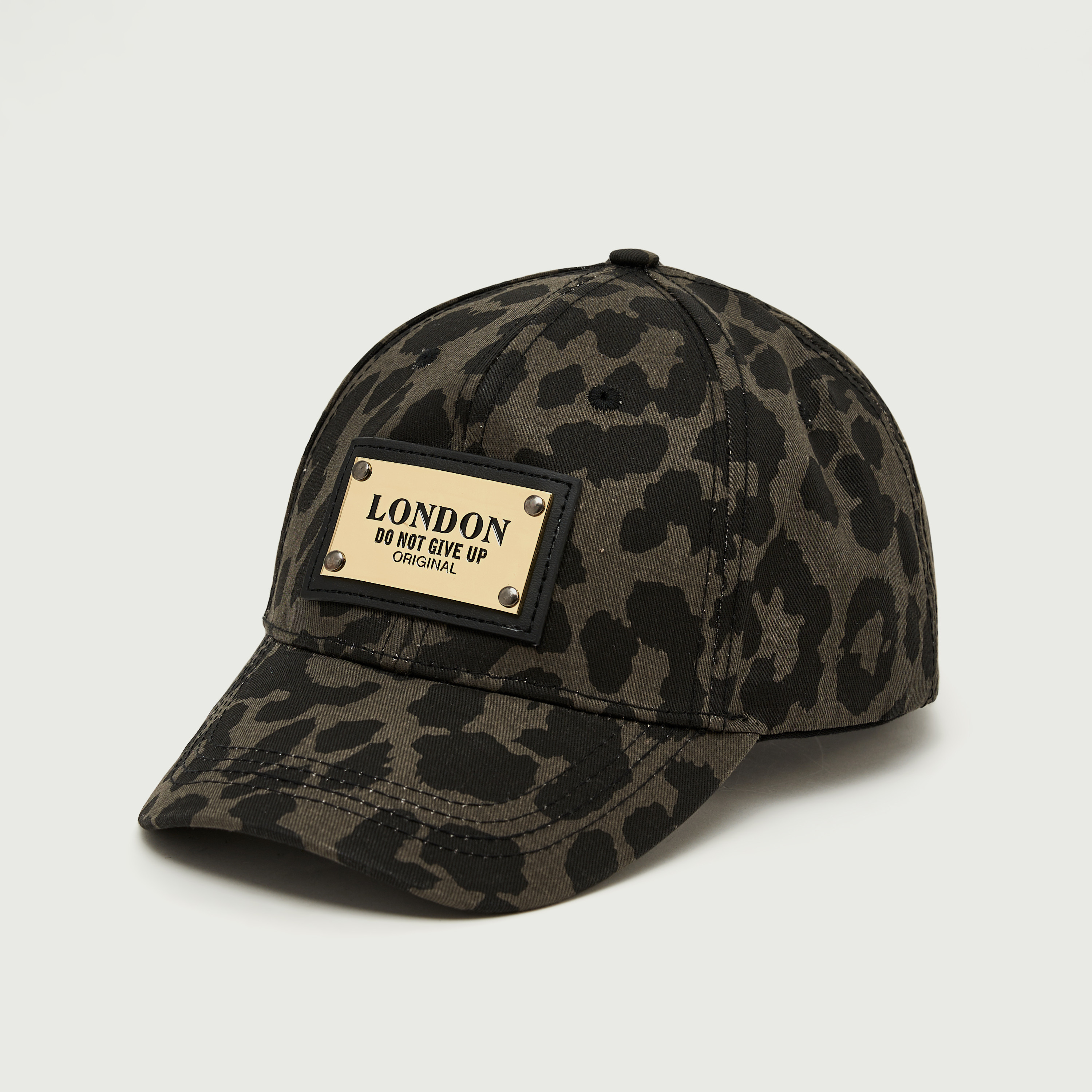 كاب بشريط إغلاق لاصق وطبعات حيوانات-men-caps-image-1