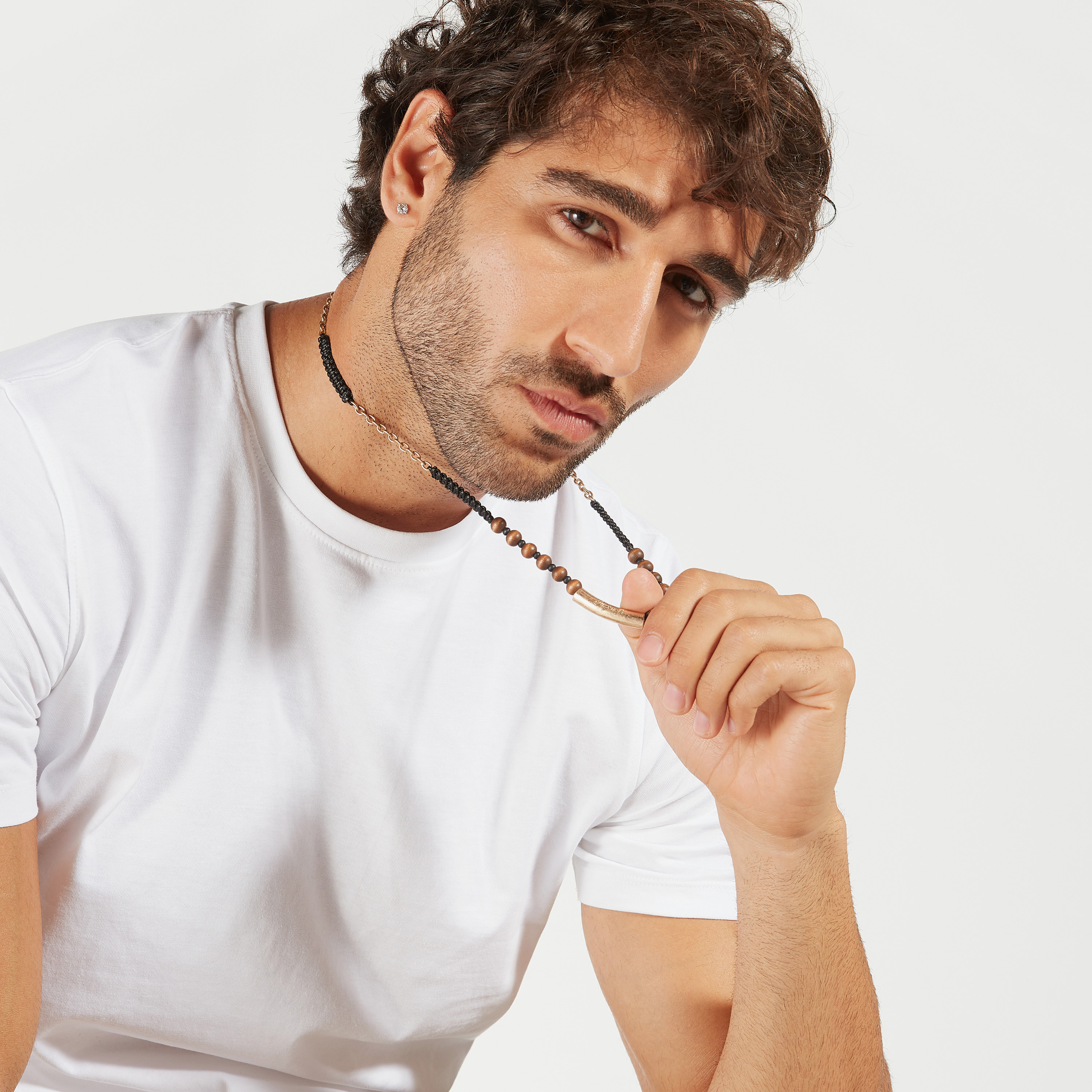 قلادة بدلّاية مزيّنة بالخرز بمشبك إغلاق-men-watchesandjewellery-necklacesandpendants-image-2