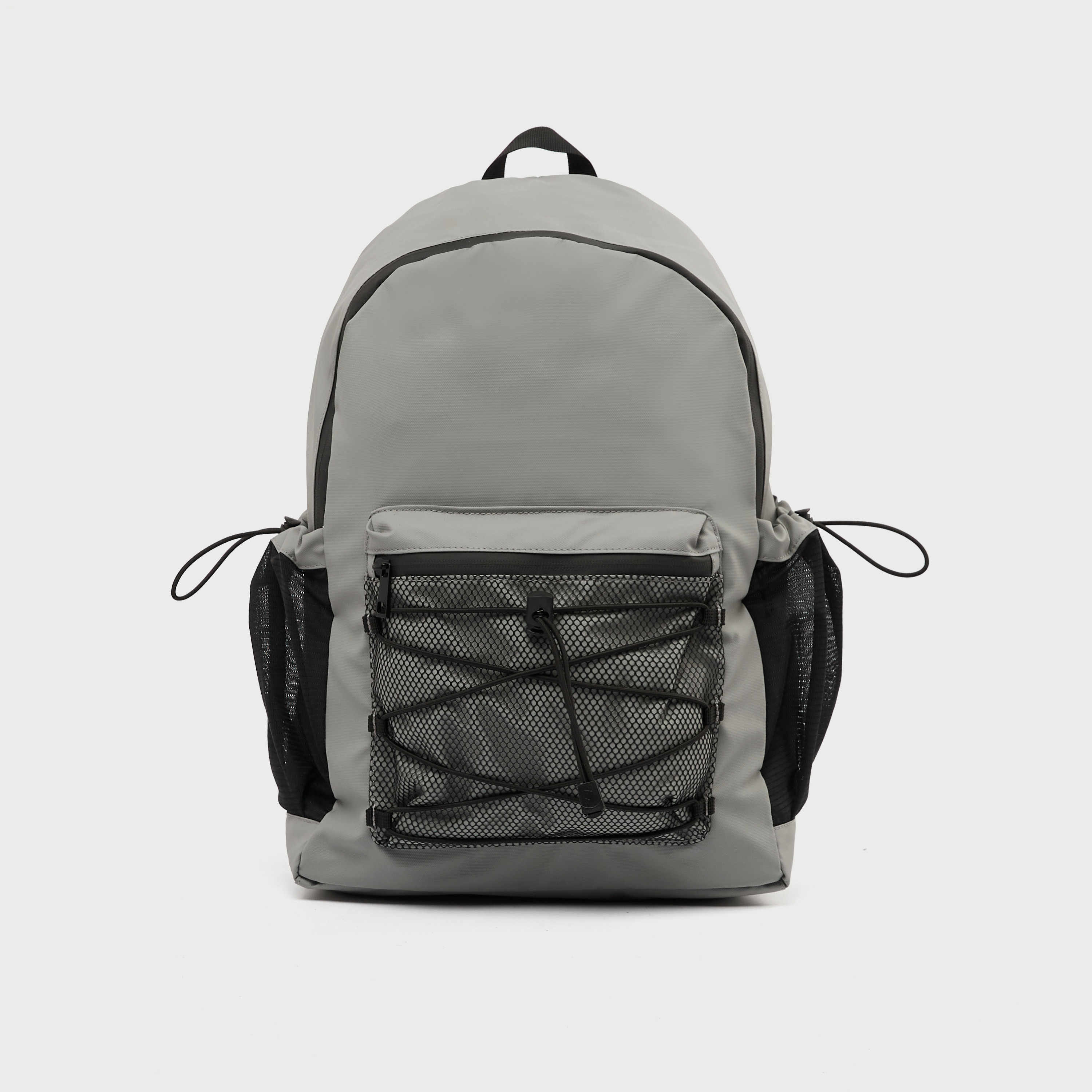 شنطة ظهر سادة بسحّاب إغلاق وتفاصيل شبكيّة-women-bagsandwallets-backpacks-image-1