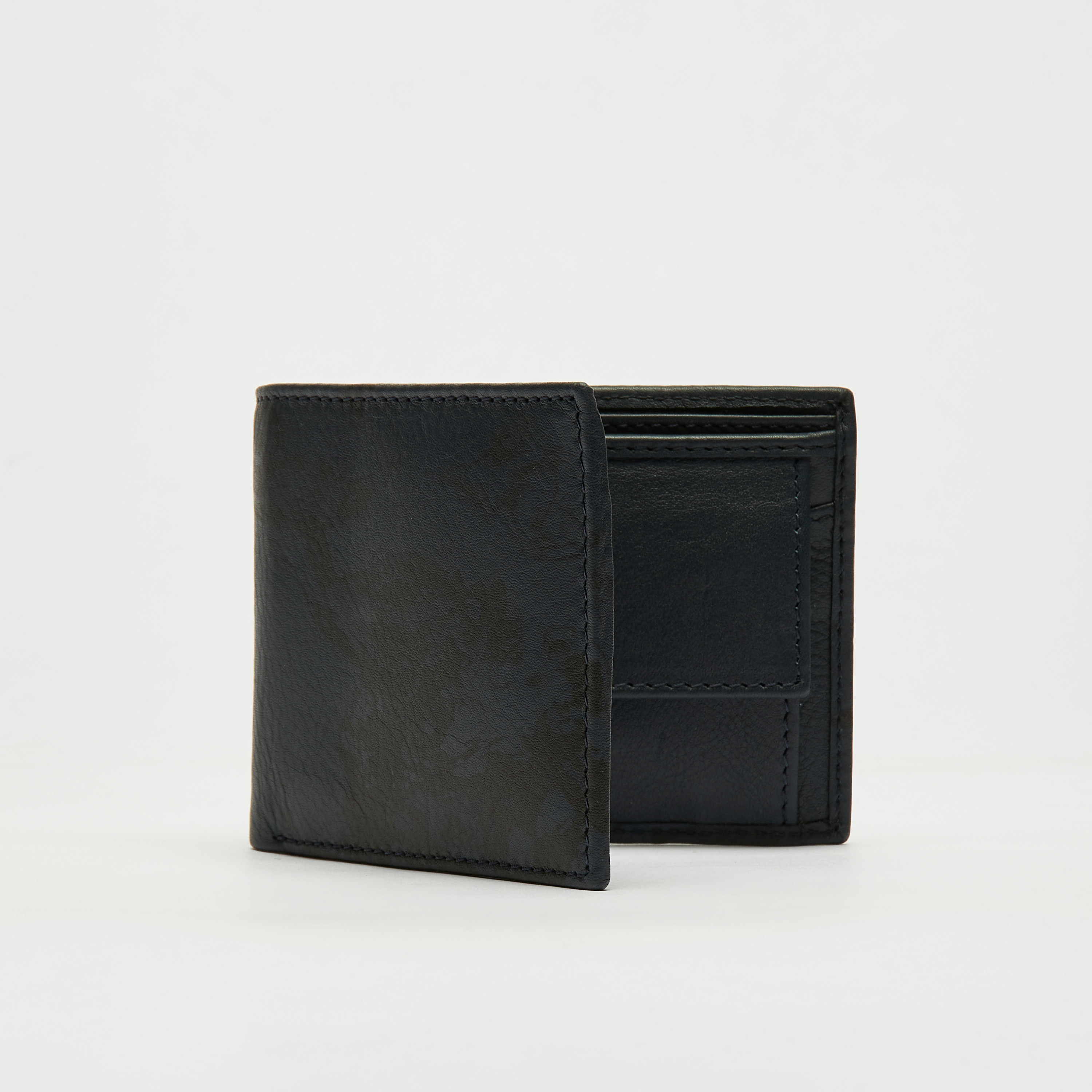 Bi fold deals leather wallet