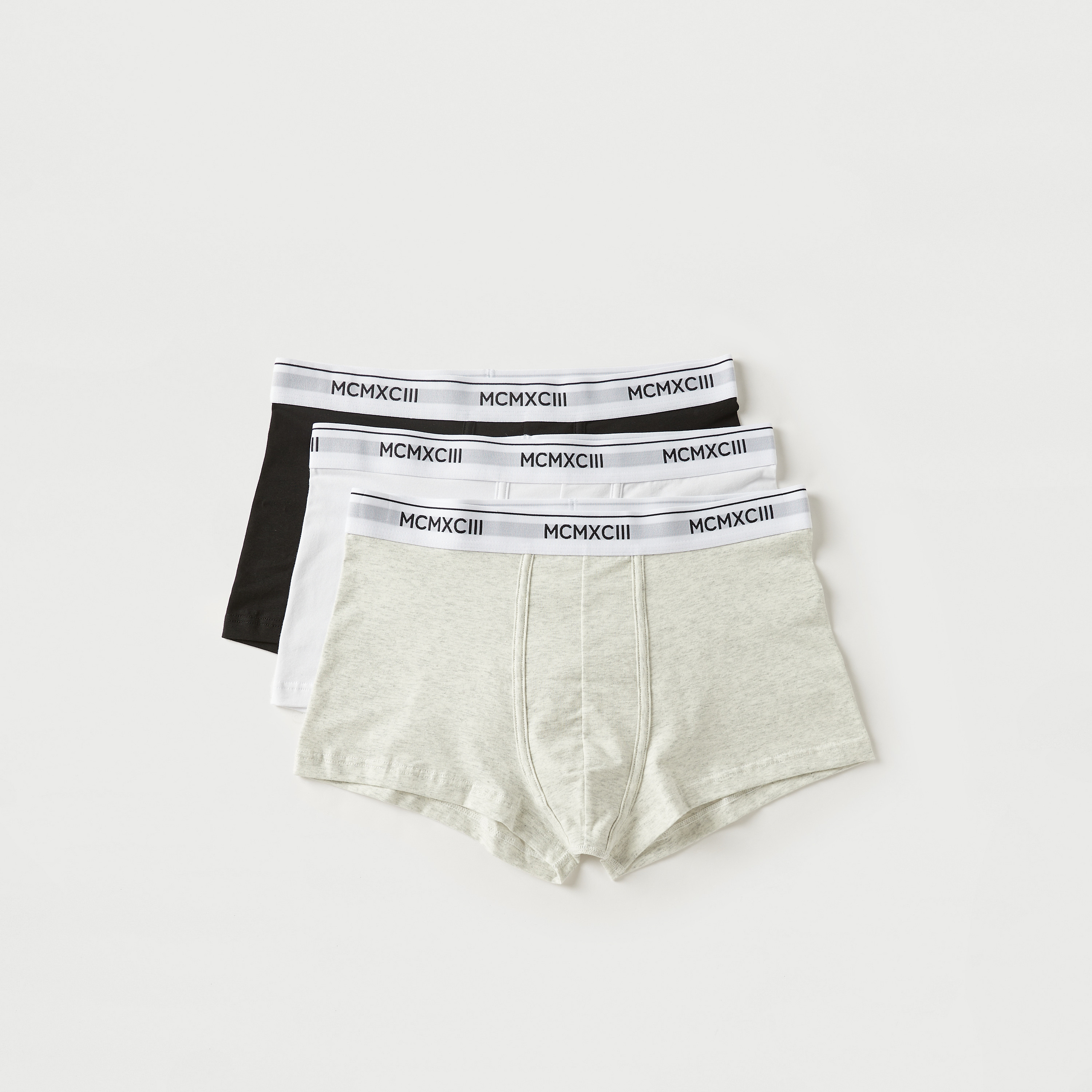 Buy Men s Set of 3 Solid Boxers with Elasticated Waistband