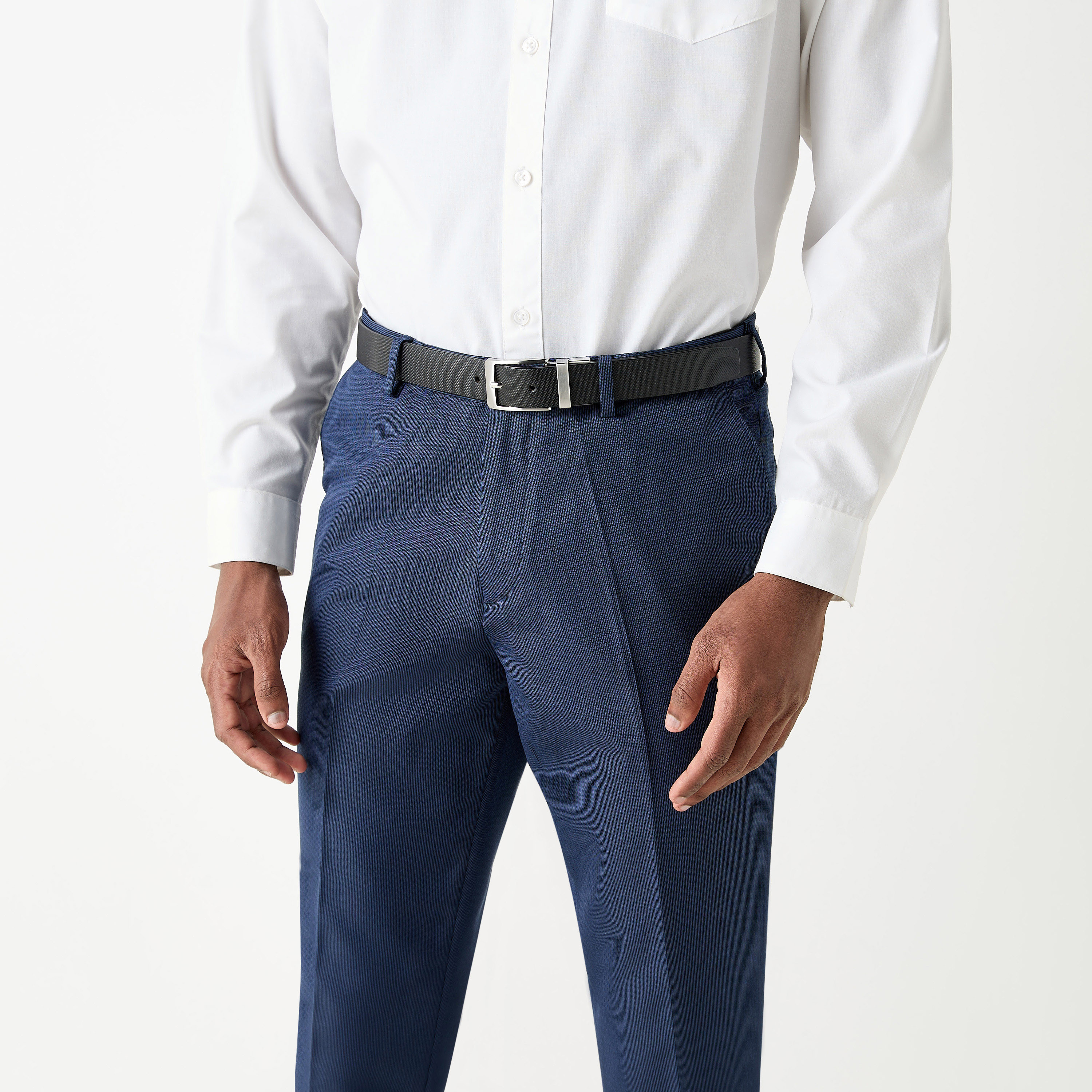 حزام جلد بارز الملمس بإبزيم إغلاق بدبوس-men-beltsandwallets-belts-image-2