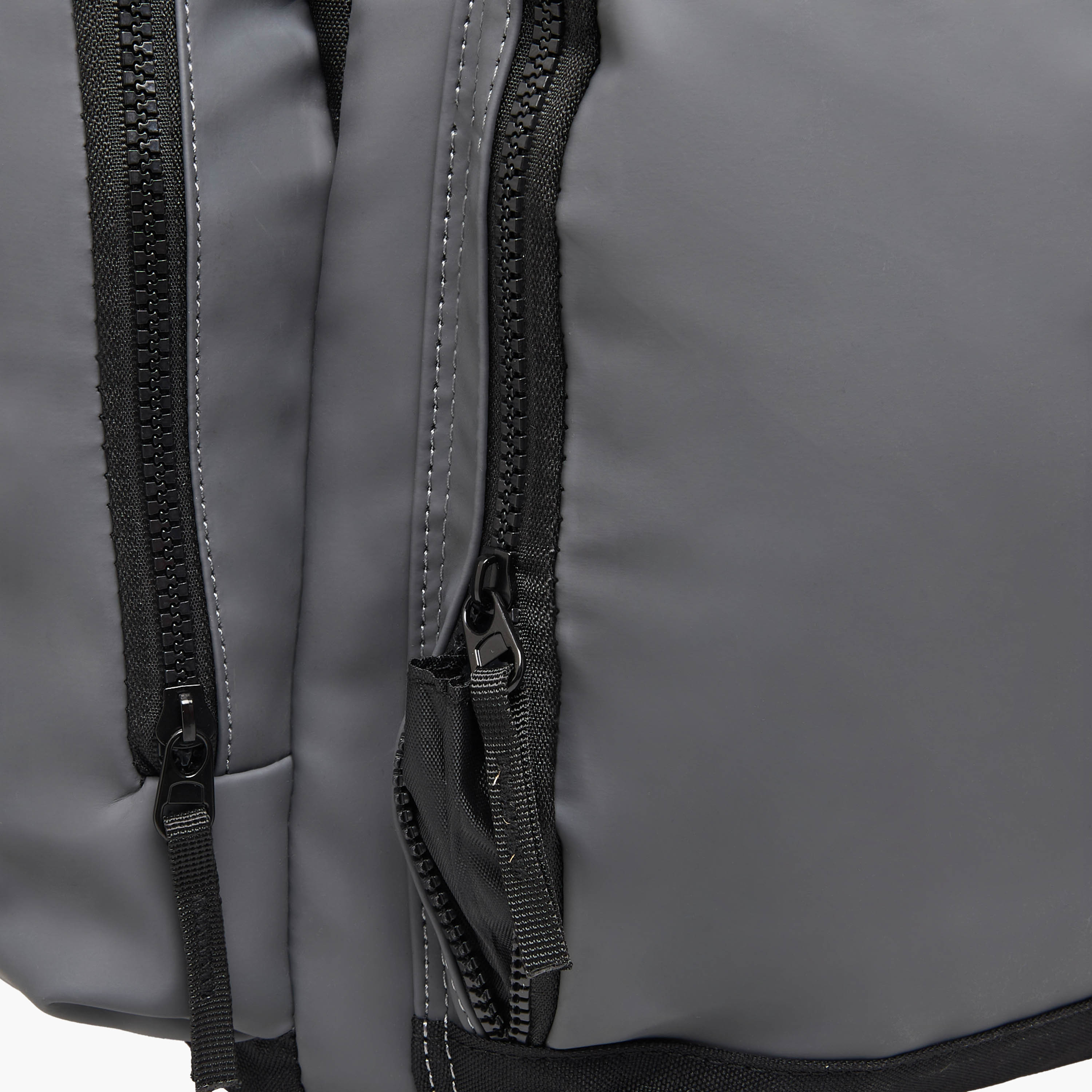 شنطة ظهر بأحزمة قابلة للتعديل وسحّاب إغلاق - 35x16x46 سم-men-bags-image-8
