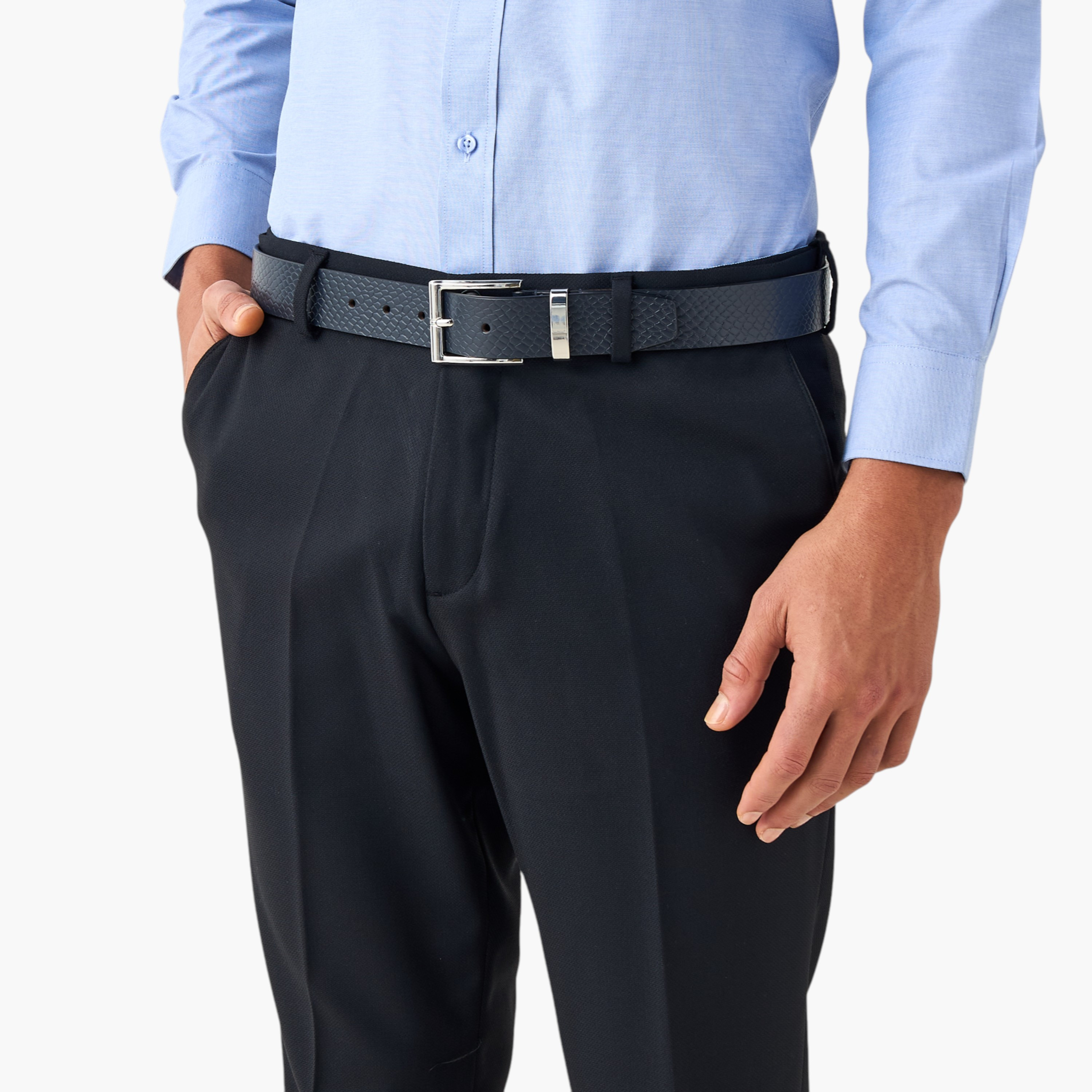 حزام جلد بارز الملمس بإبزيم إغلاق بدبوس-men-beltsandwallets-belts-image-2