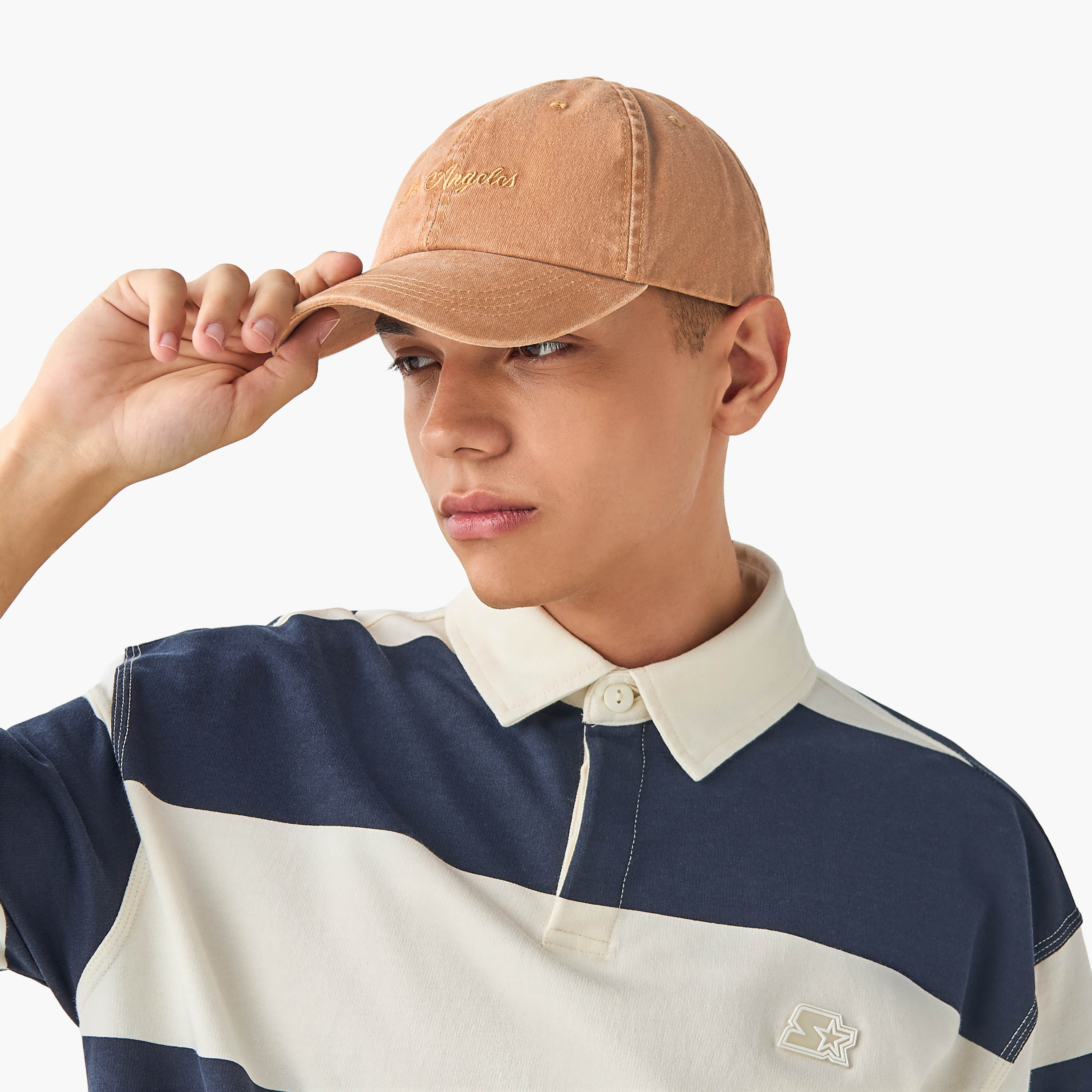 كاب مطرزة برباط إغلاق بإبزيم-men-caps-image-7