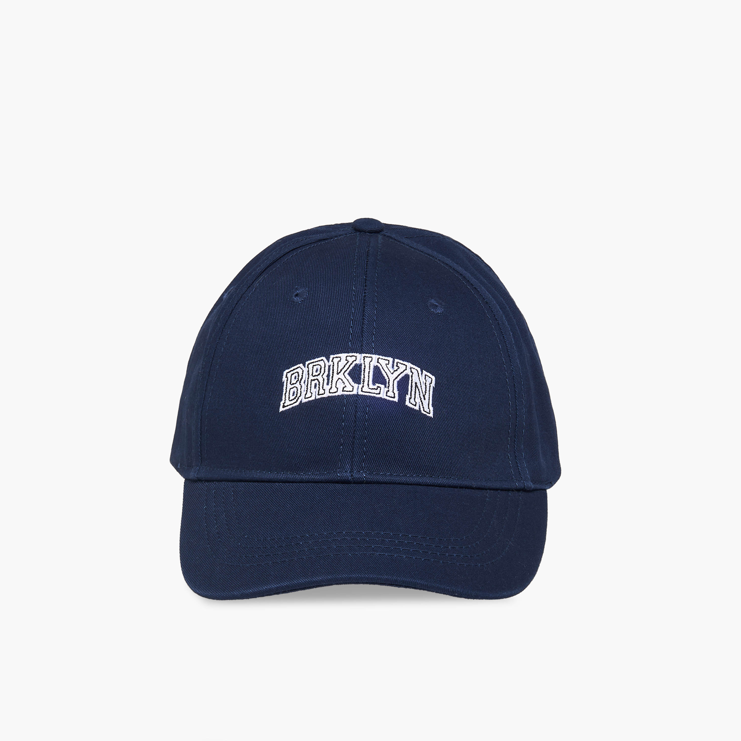 قبعة مطرزة برباط إغلاق بإبزيم-men-caps-image-1