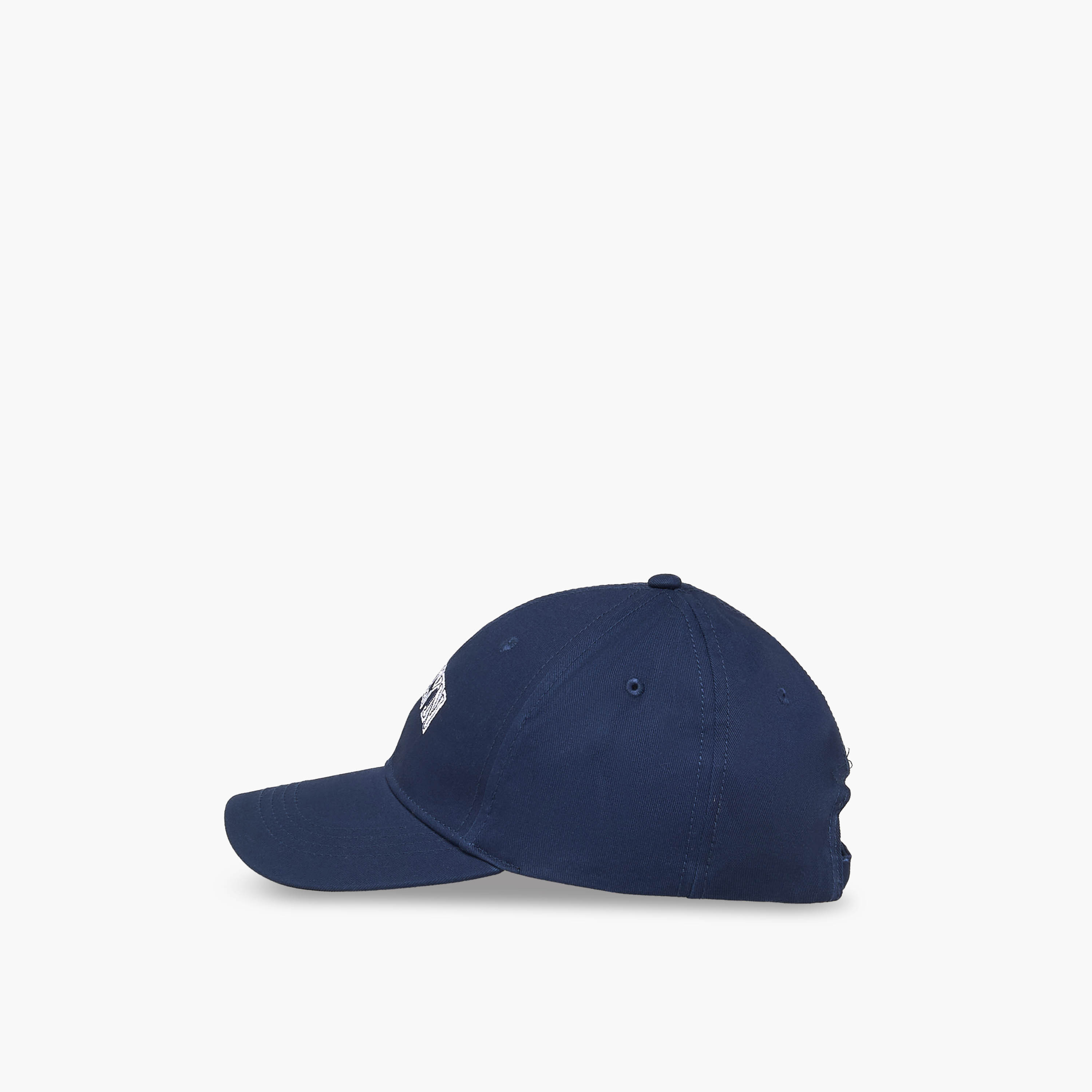 قبعة مطرزة برباط إغلاق بإبزيم-men-caps-image-4