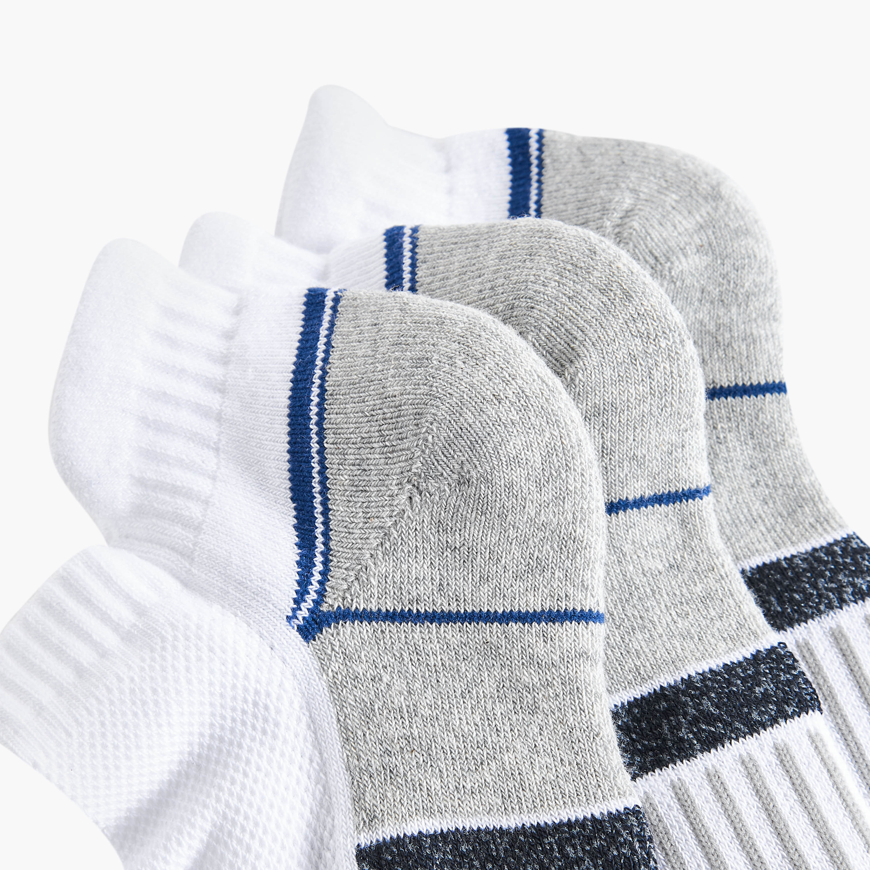 طقم جوارب نصف تيري بطول الكاحل وطبعات عدد 3-men-socks-image-4