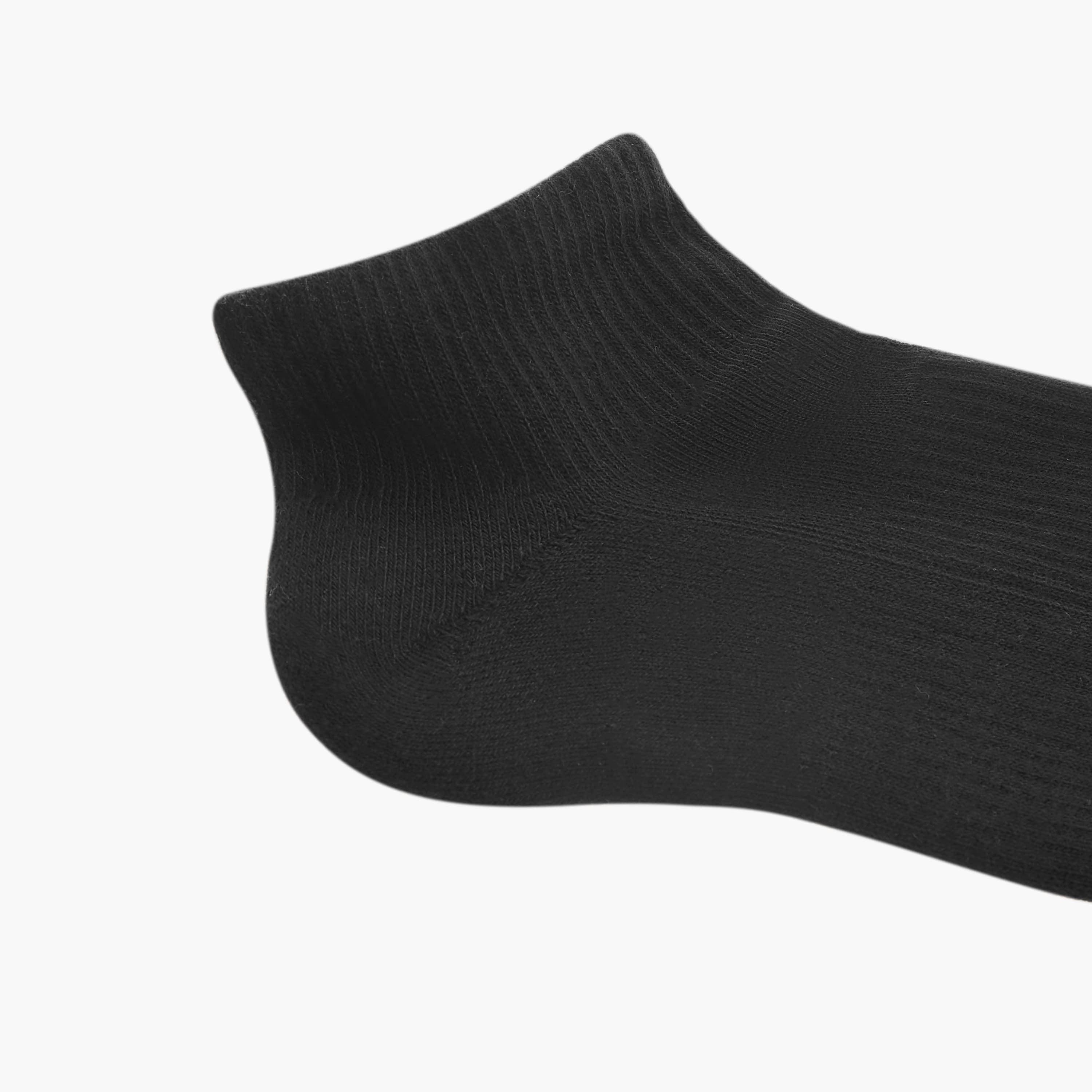 جوارب بارزة الملمس طول الكاحل - طقم من 3-men-socks-image-5
