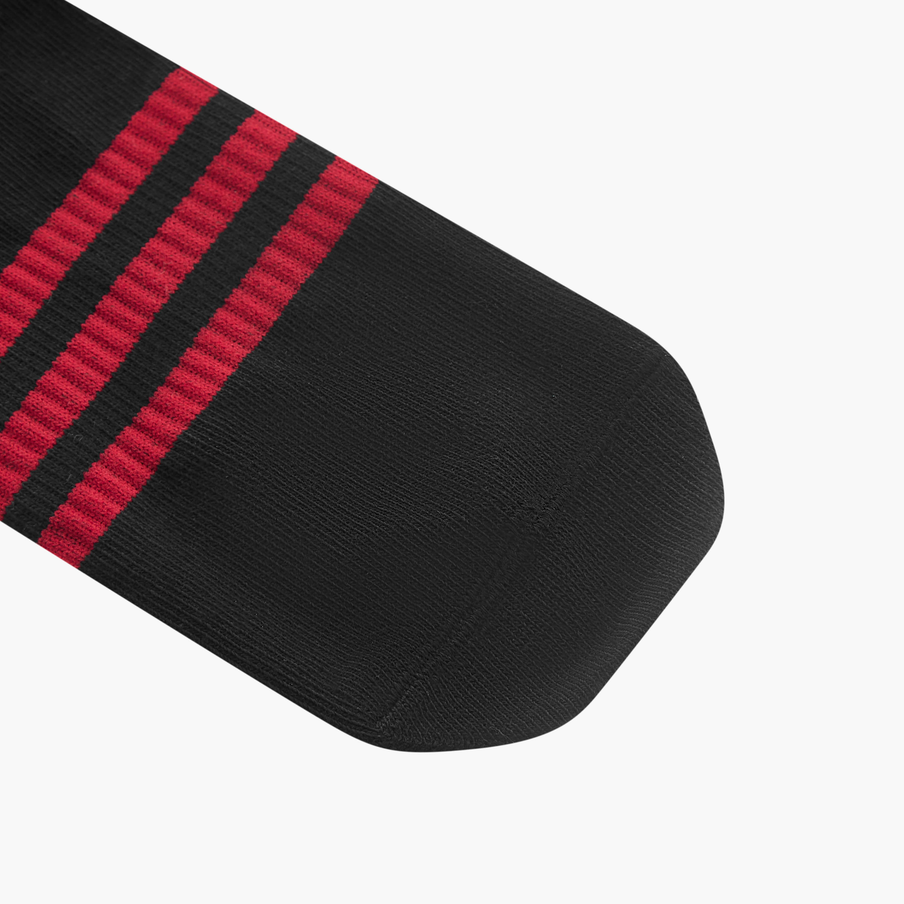 جوارب مقلّمة بطول الكاحل وحماية من البكتيريا - طقم من 3 أزواج-men-socks-image-3