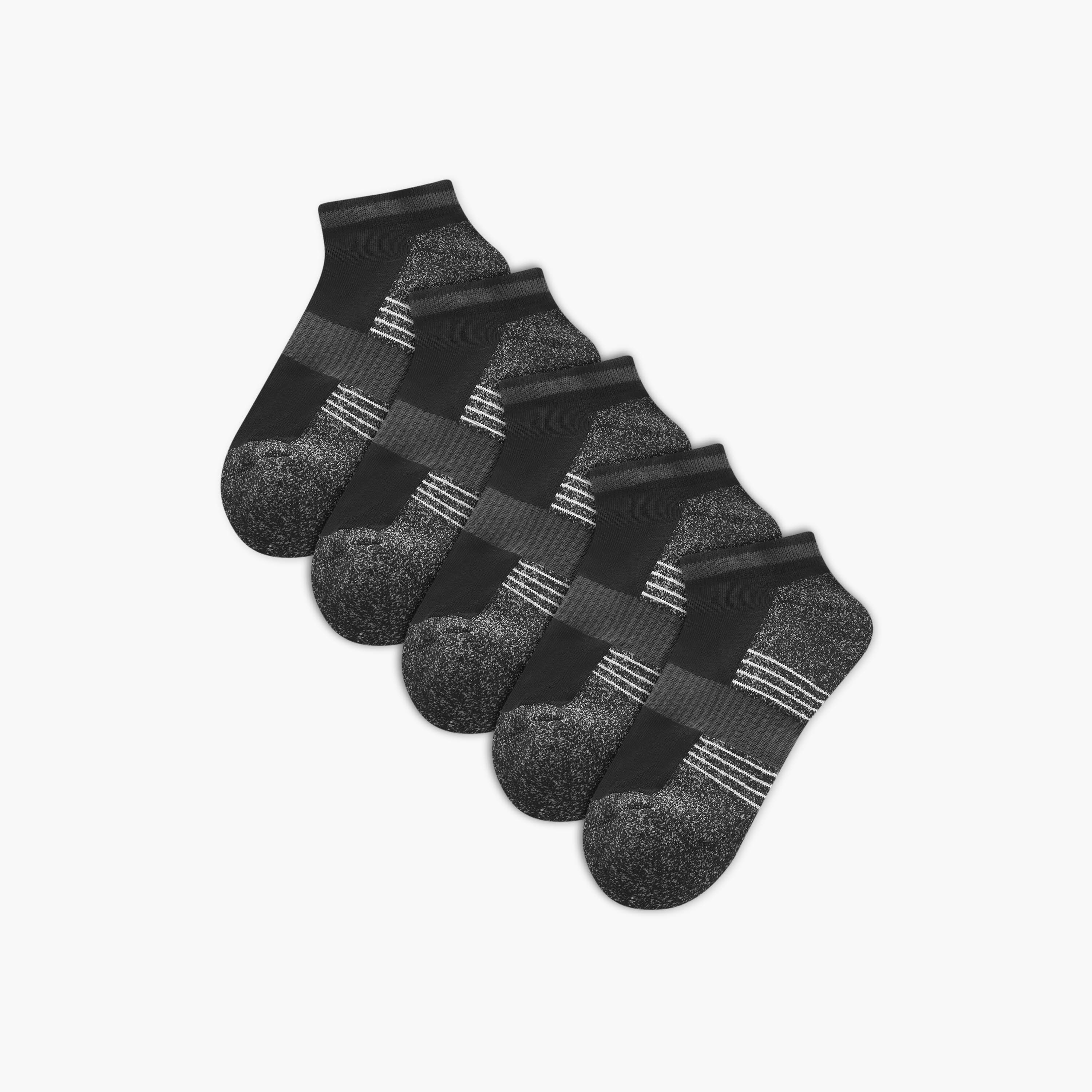 جوارب بارزة الملمس بطول الكاحل وحماية من البكتيريا - طقم من 5 أزواج-men-socks-image-1