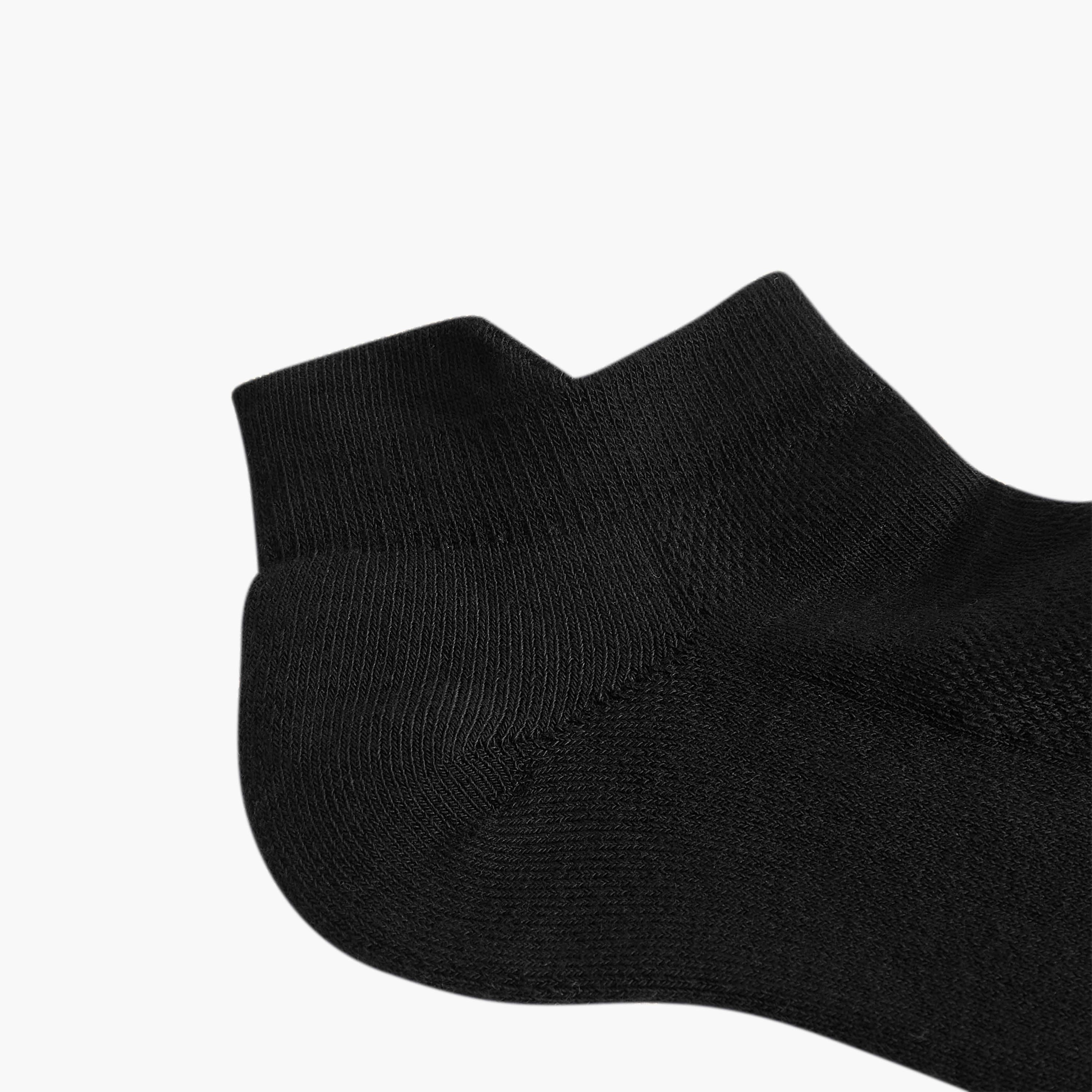 جوارب بارزة الملمس بطول الكاحل وحماية من البكتيريا - طقم من 5 أزواج-men-socks-image-5