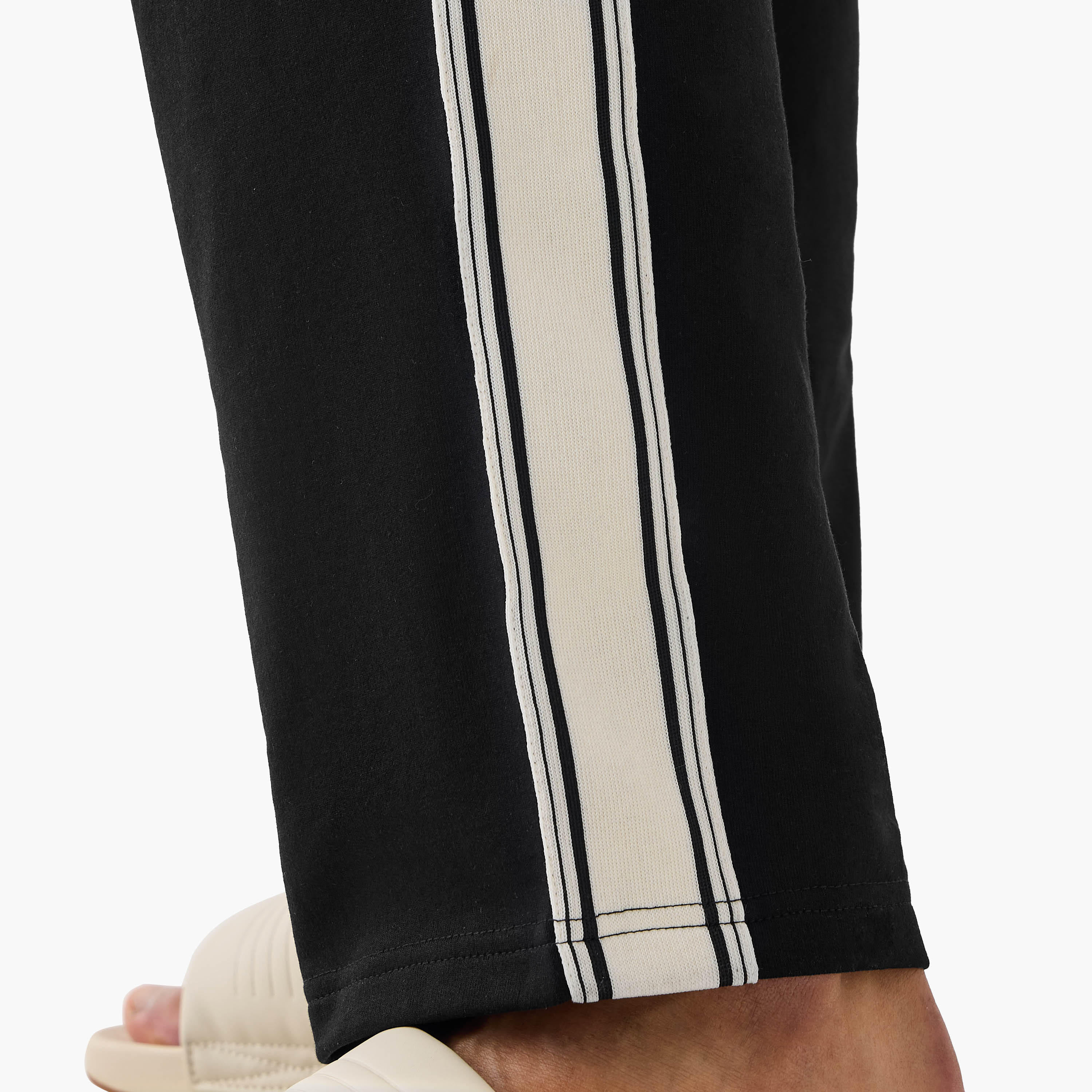 Striped Pyjama with Drawstring Closure and Pockets-men-clothing-nightwear-pyjamaandshorts-image-5
