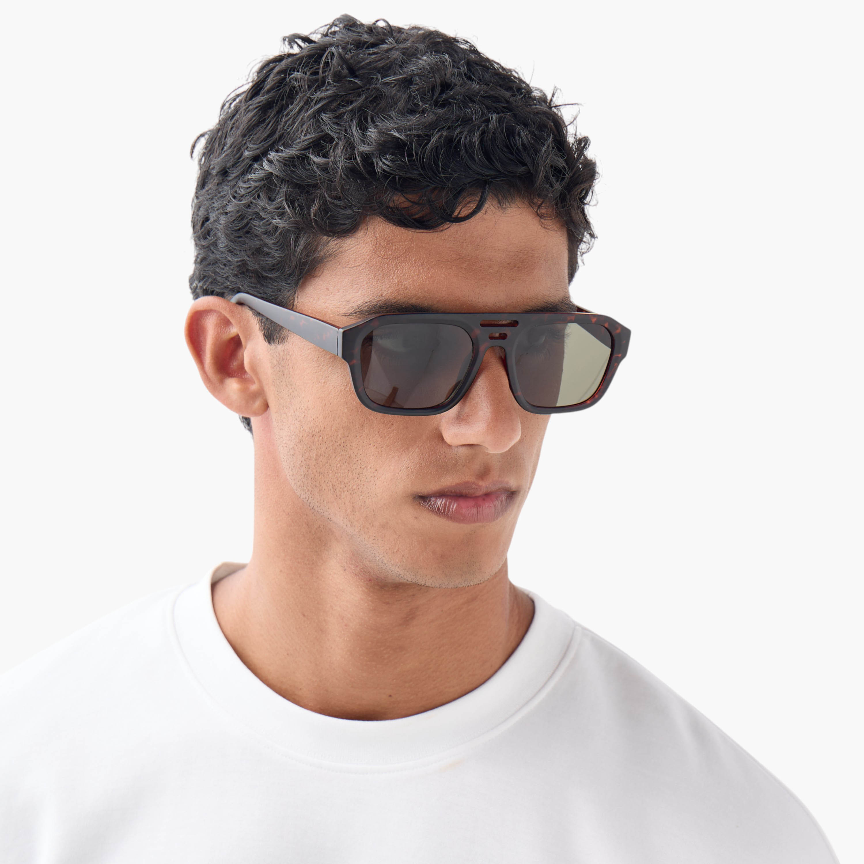 نظارة شمسية بعدسات ملونة وإطار كامل-men-sunglasses-image-2