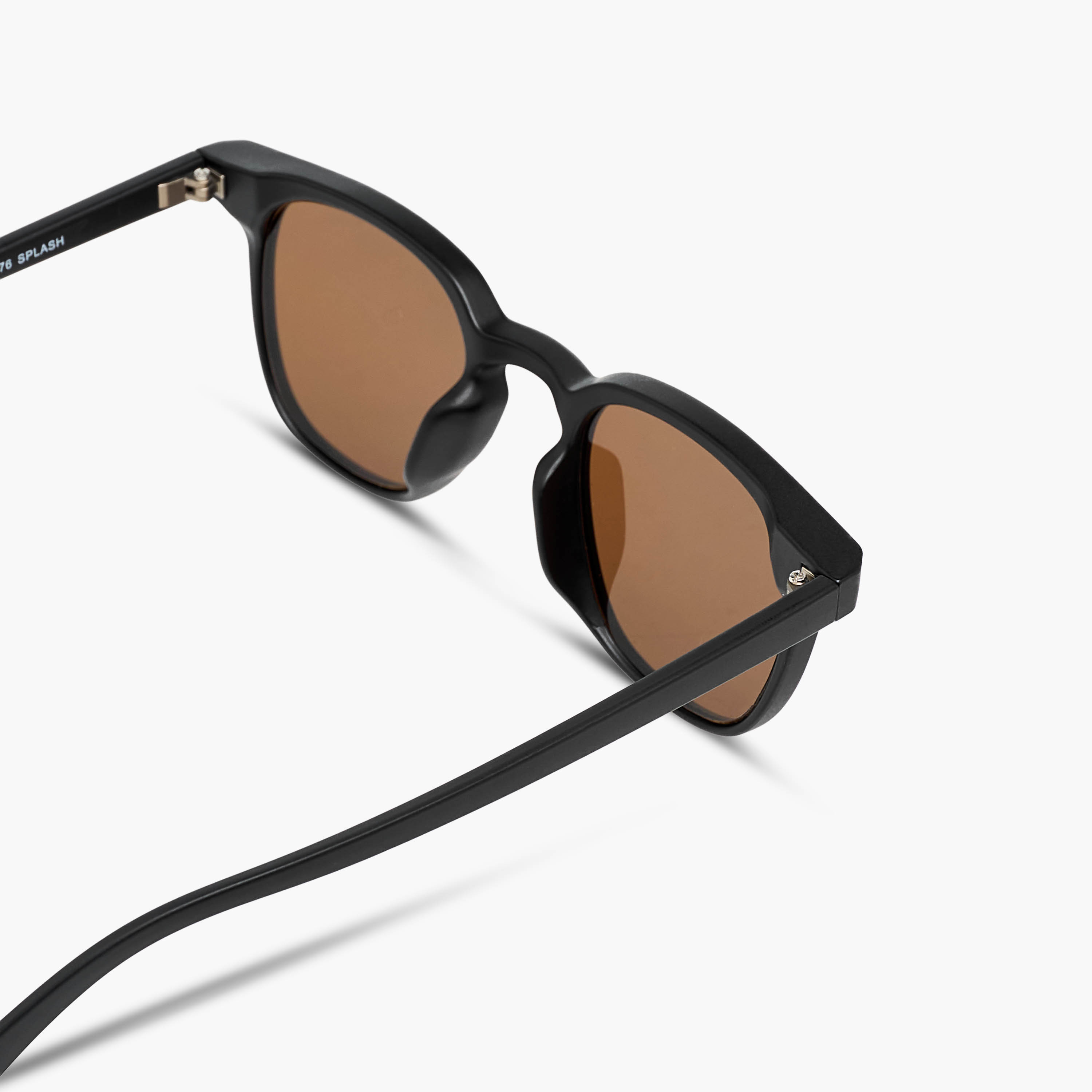 نظارة شمسية وايفرير بعدسات سوداء للرجال-men-sunglasses-image-5