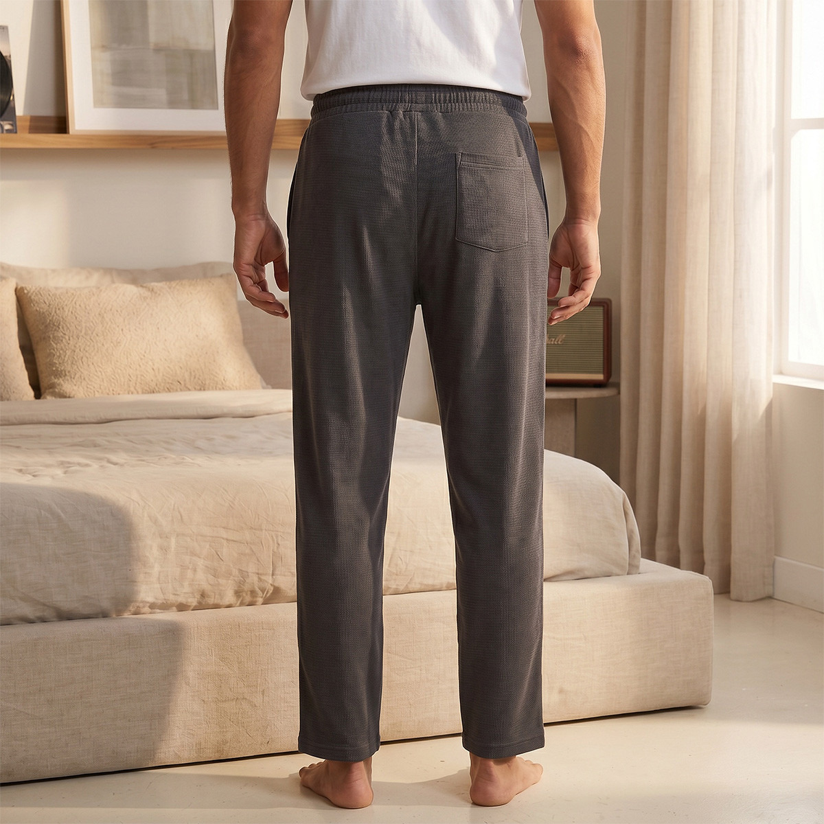 بنطلون بيجاما مضلّع بجيب-men-clothing-nightwear-pyjamaandshorts-image-4