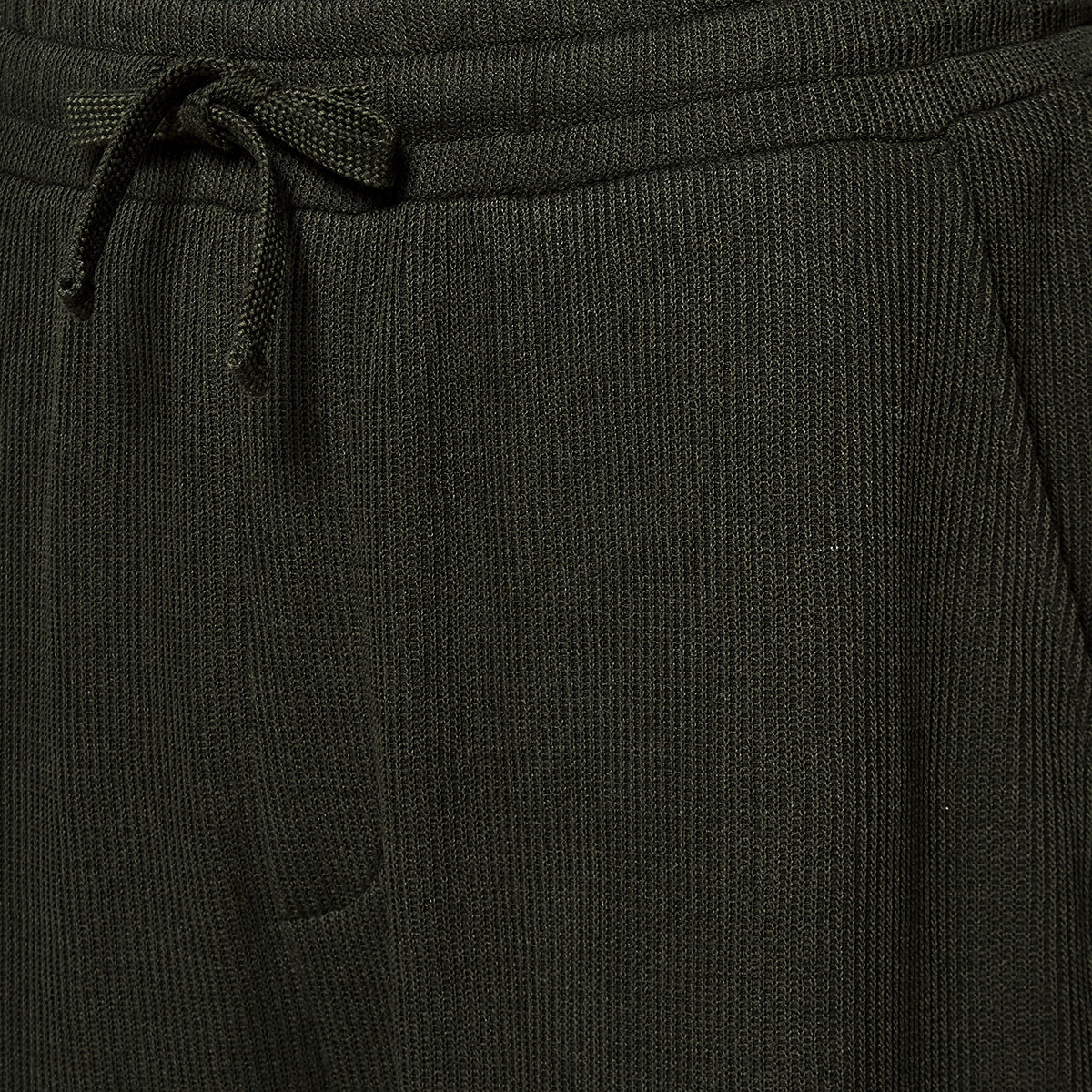 Men Textured Pyjamas-men-clothing-nightwear-pyjamaandshorts-image-2