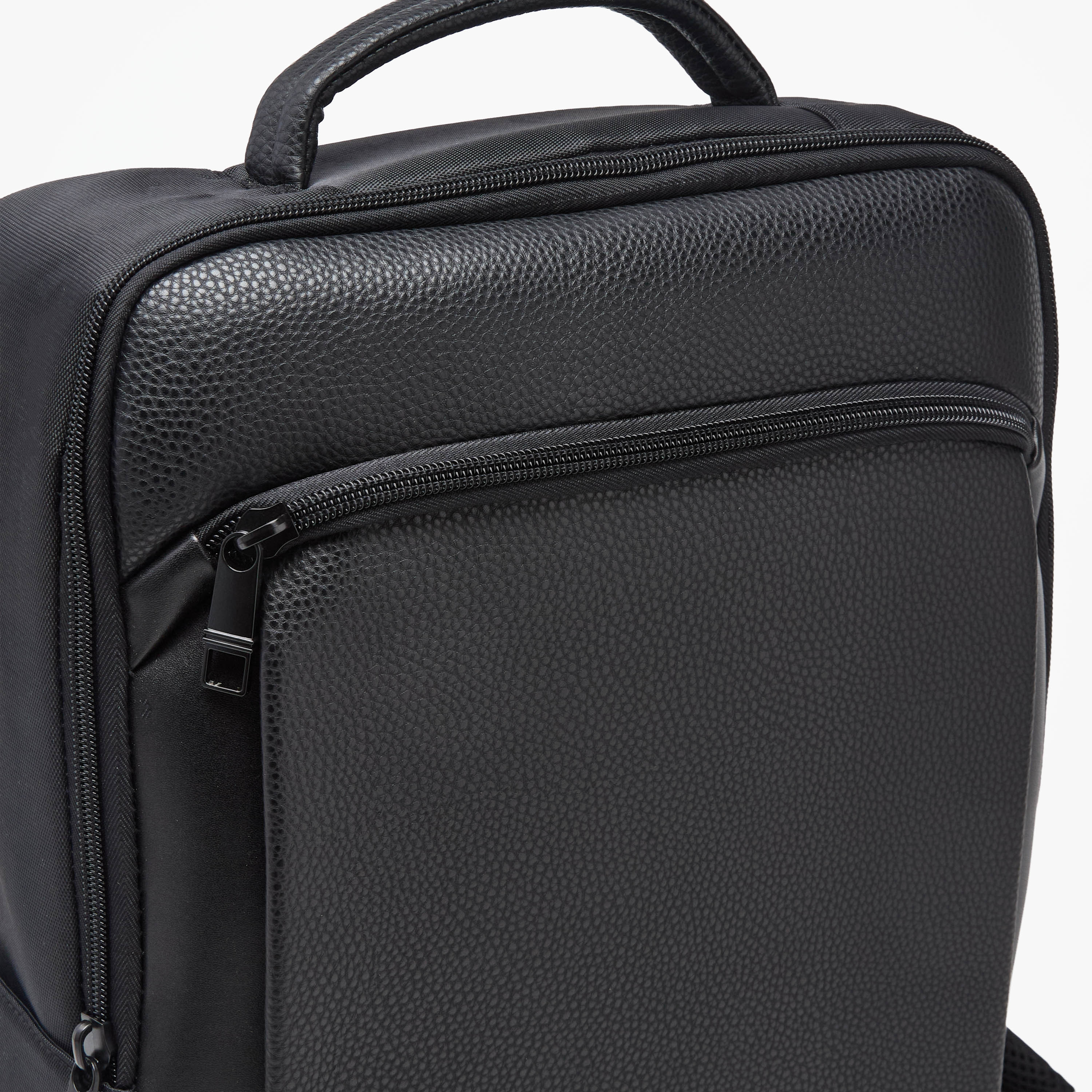شنطة ظهر بارزة الملمس للرجال-men-bags-image-5