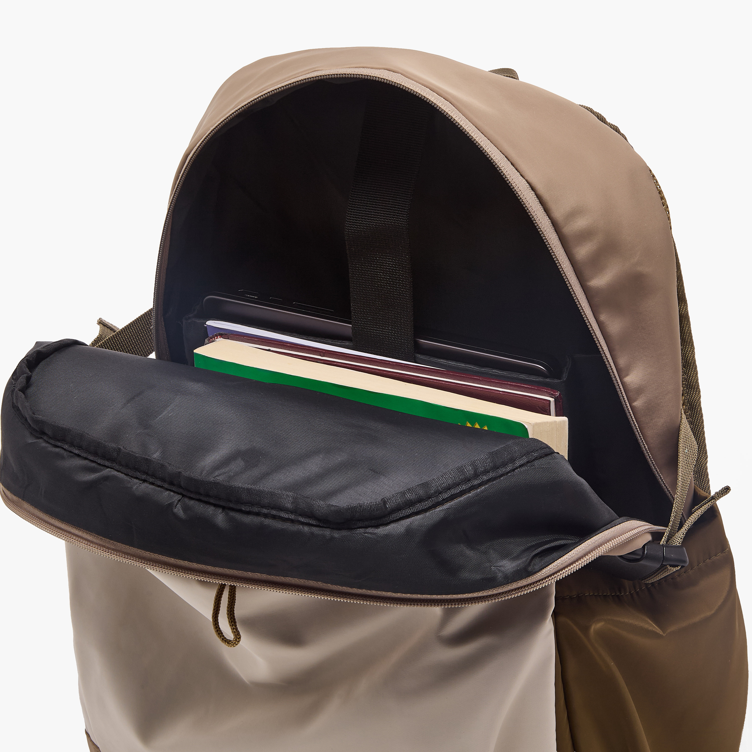 شنطة ظهر بأحزمة قابلة للتعديل للرجال من كابا-men-bags-image-8