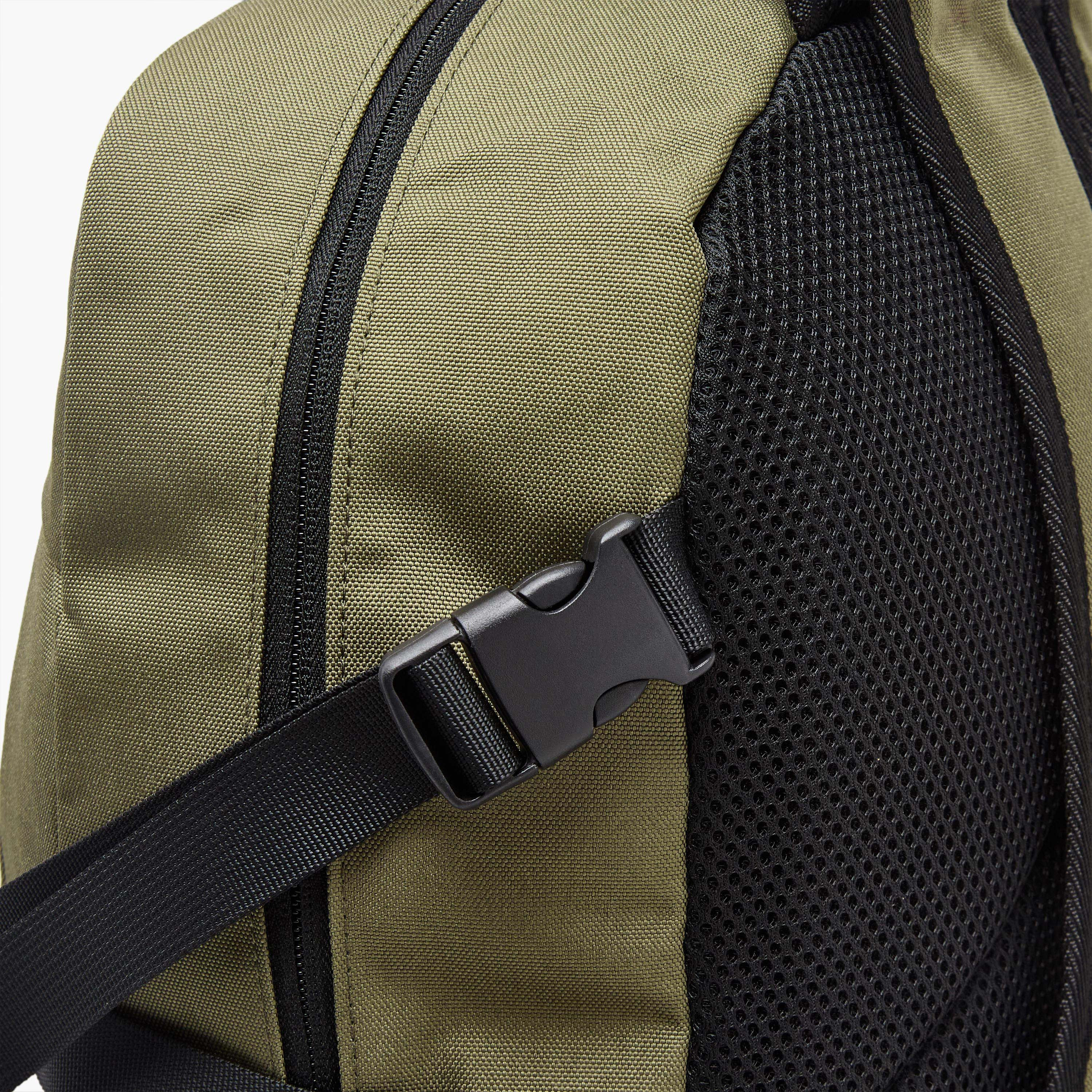 شنطة ظهر بأحزمة كتف مبطنة للرجال من كابا-men-bags-image-7