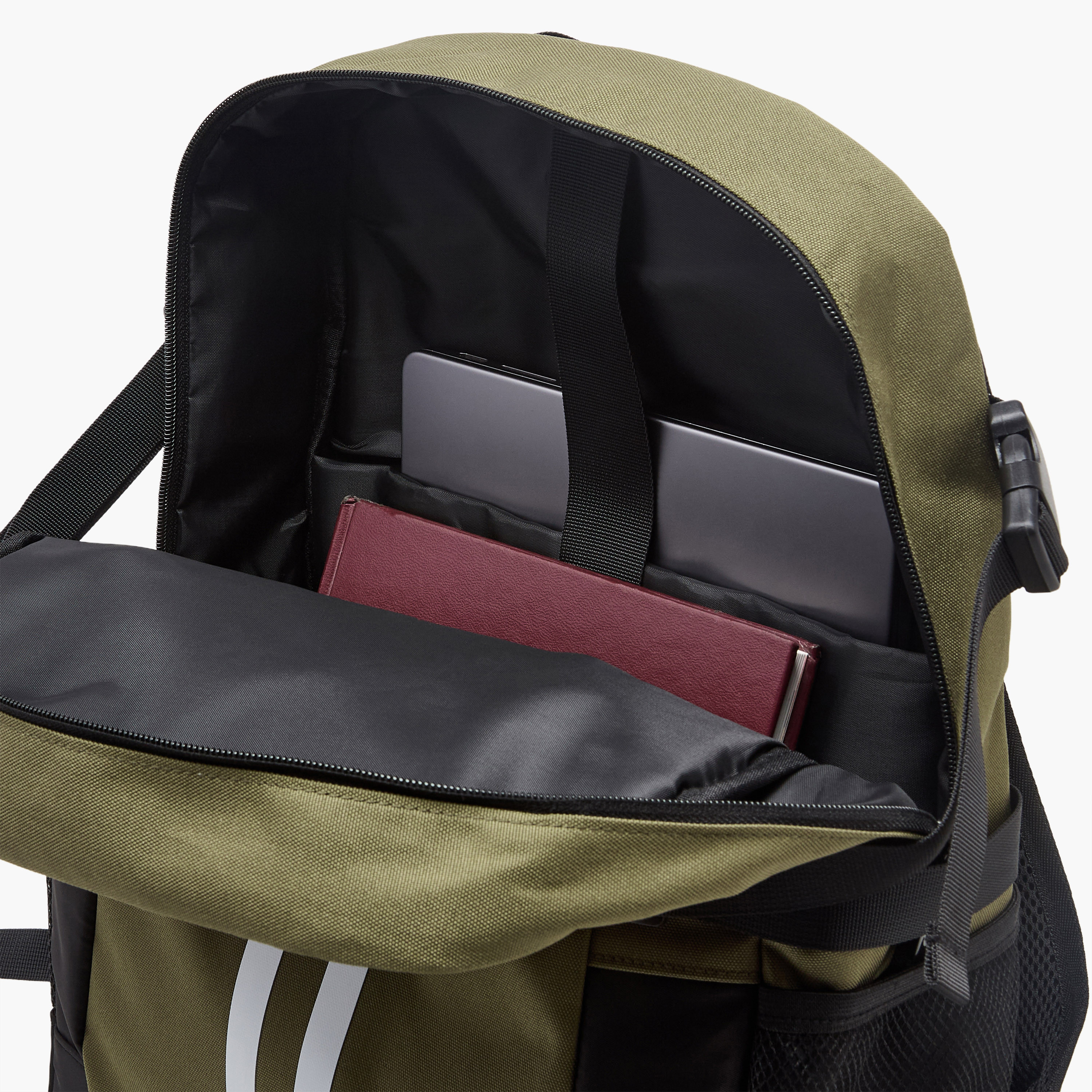 شنطة ظهر بأحزمة كتف مبطنة للرجال من كابا-men-bags-image-9