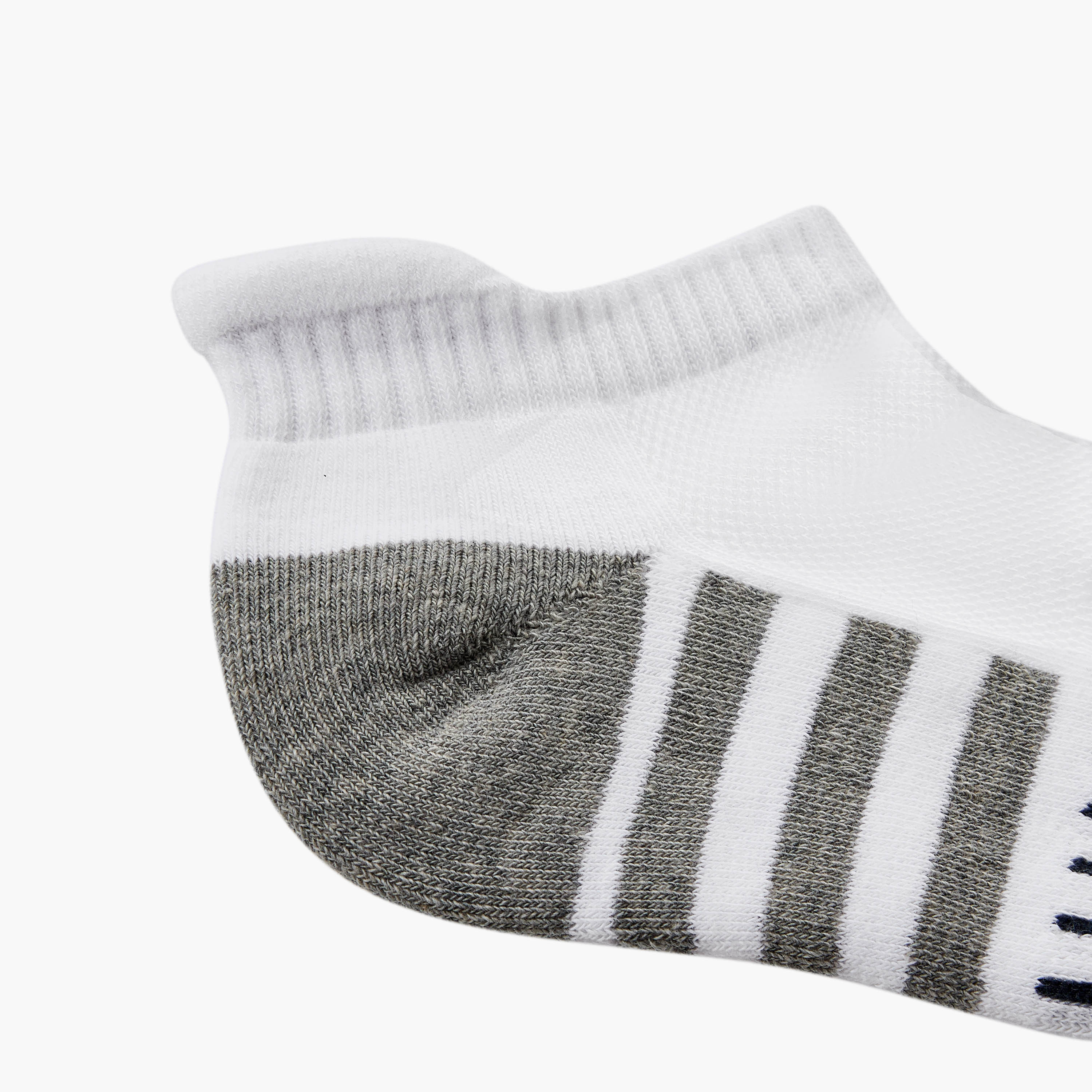 طقم جوارب 3 أزواج بطول الكاحل للرجال-men-socks-image-3