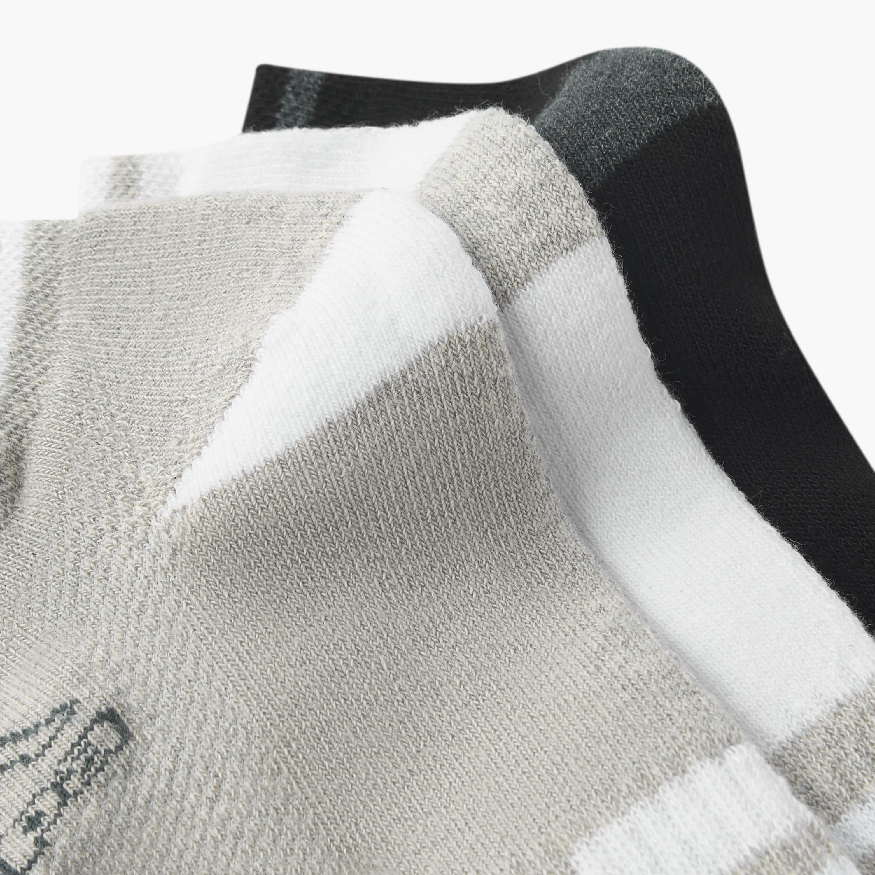 طقم جوارب بطول الكاحل 3 أزواج للرجال من كابا-men-socks-image-4