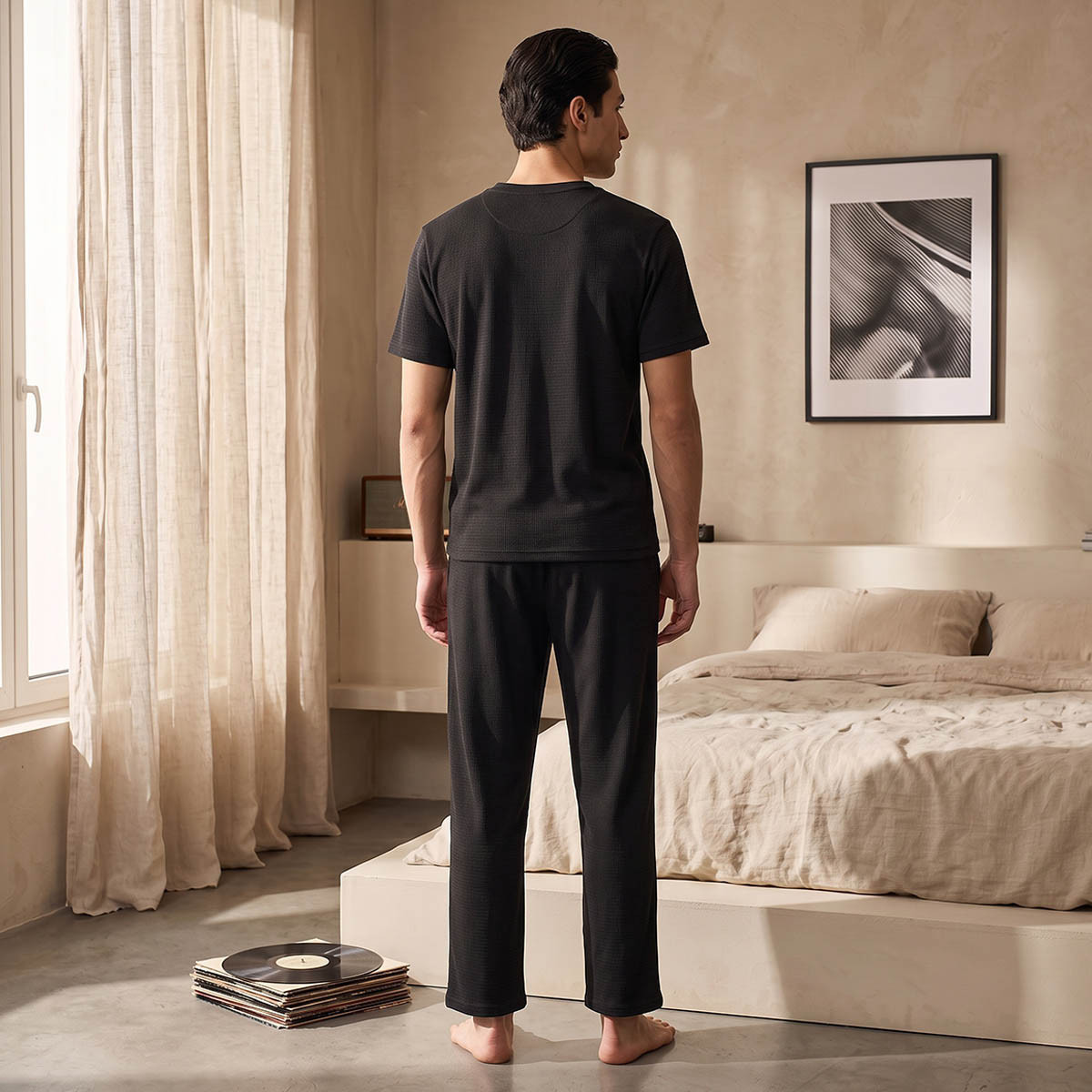 طقم بيجاما قطني مريح بتصميم عصري وأنيق-men-clothing-nightwear-sets-image-3