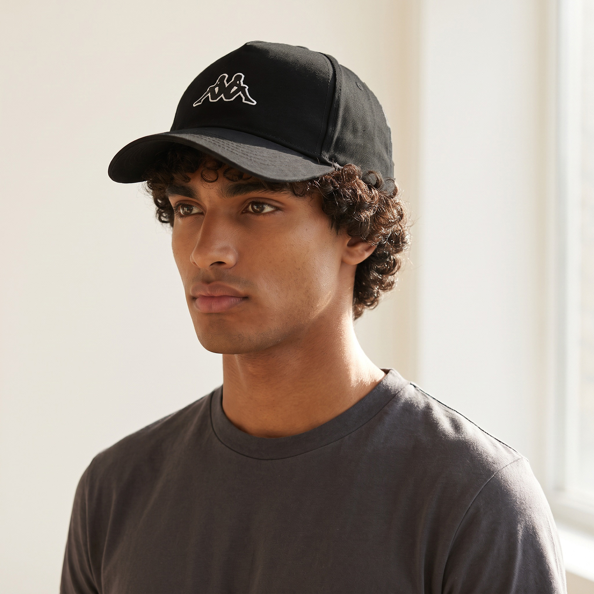 كاب بتفاصيل شعار للرجال من كابا-men-caps-image-2