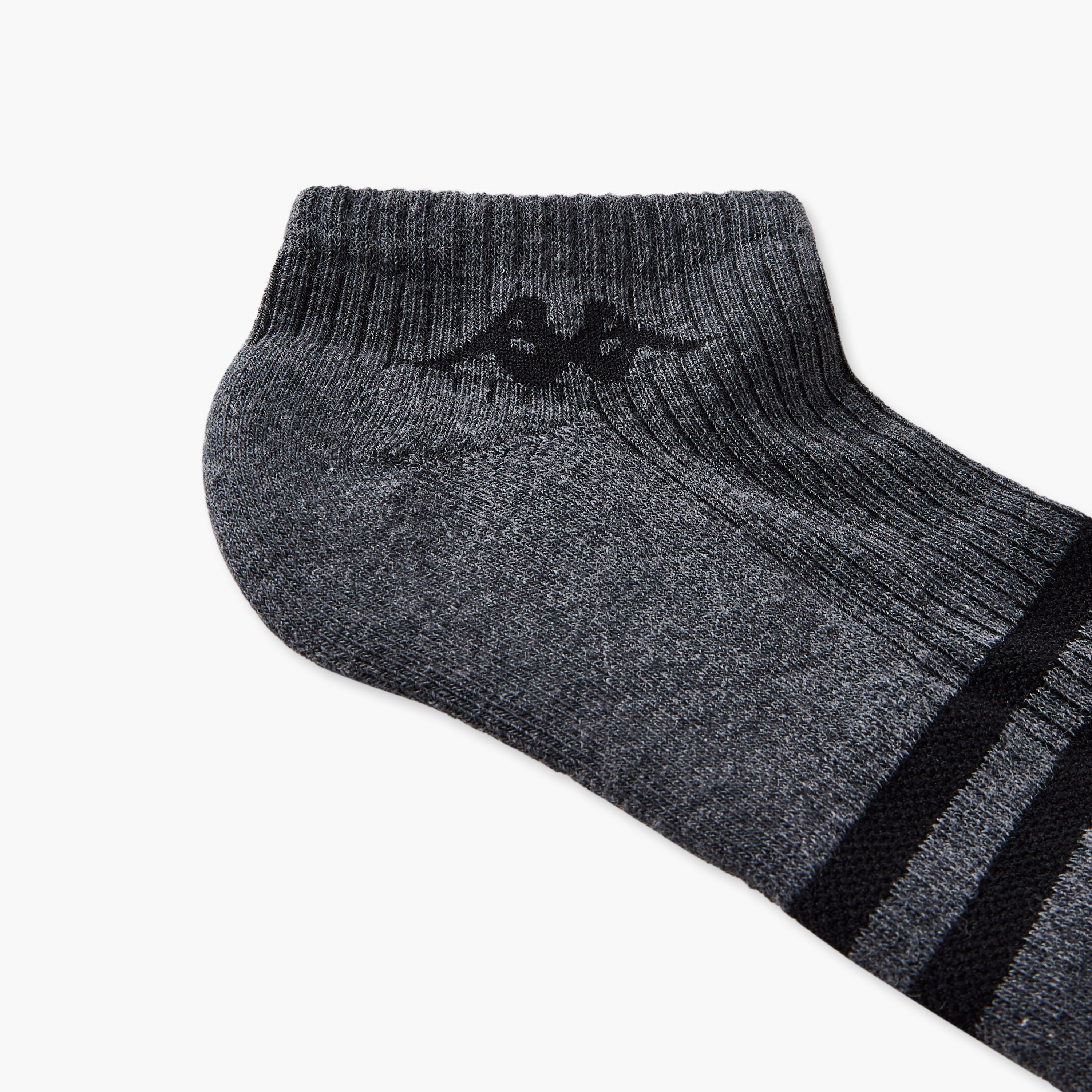 طقم جوارب للرجال بطول الكاحل من كابا 3 أزواج-men-socks-image-5