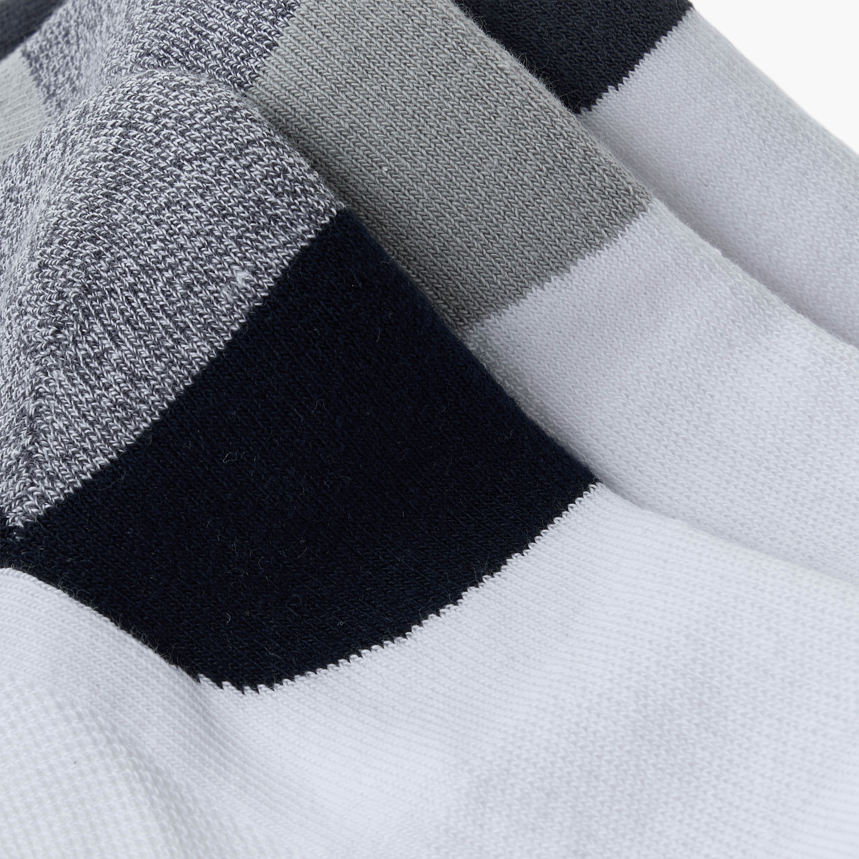 طقم جوارب بطول الكاحل للرجال بتصميم ملون 3 أزواج من كابا-men-socks-image-4