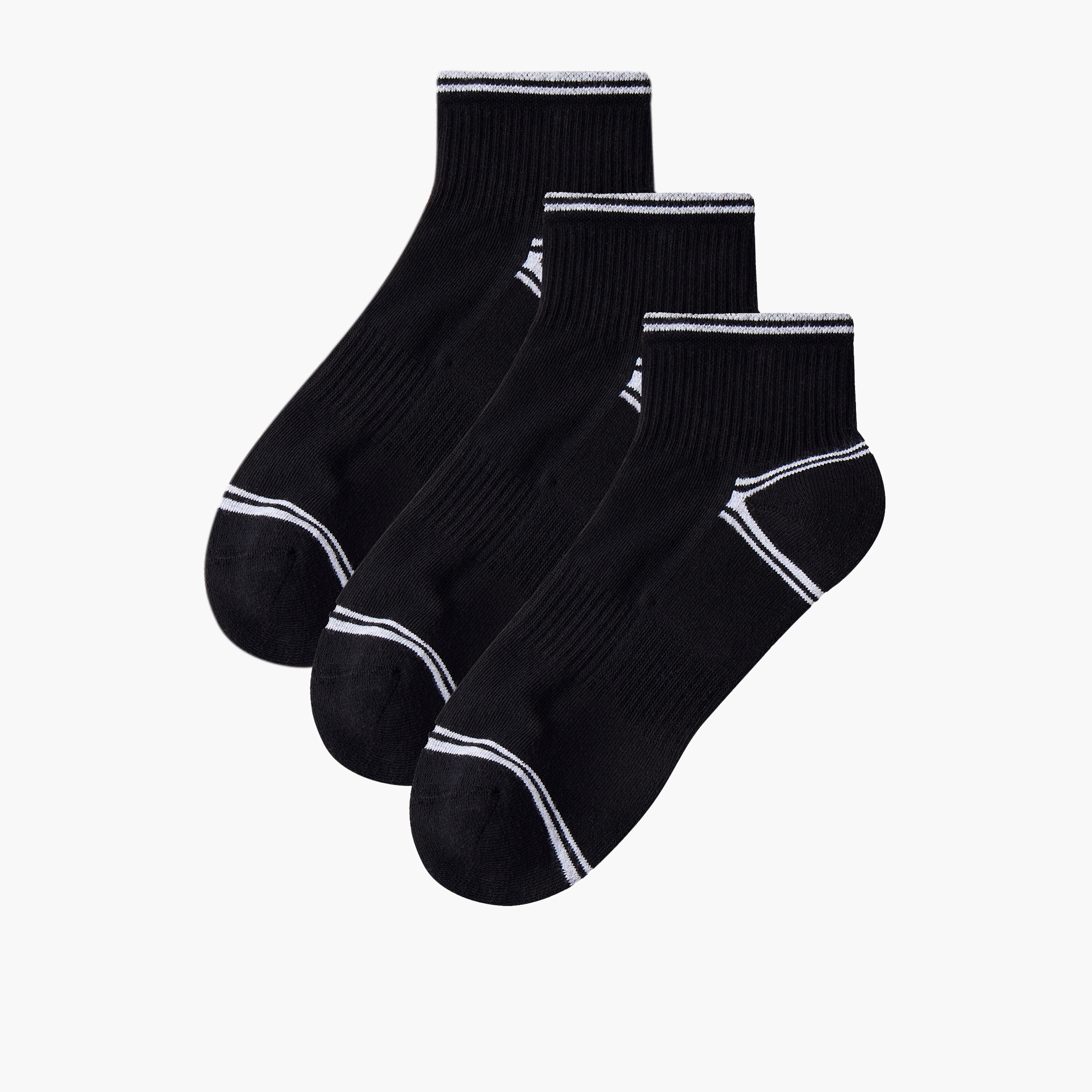 طقم جوارب للرجال بطول الكاحل من كابا 3 أزواج-men-socks-image-1