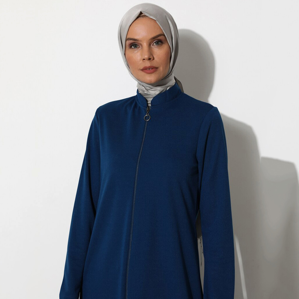 Women Solid Front Zipper Abaya Miss Cazibe By Modanisa-women-arabicclothing-abayas-image-8