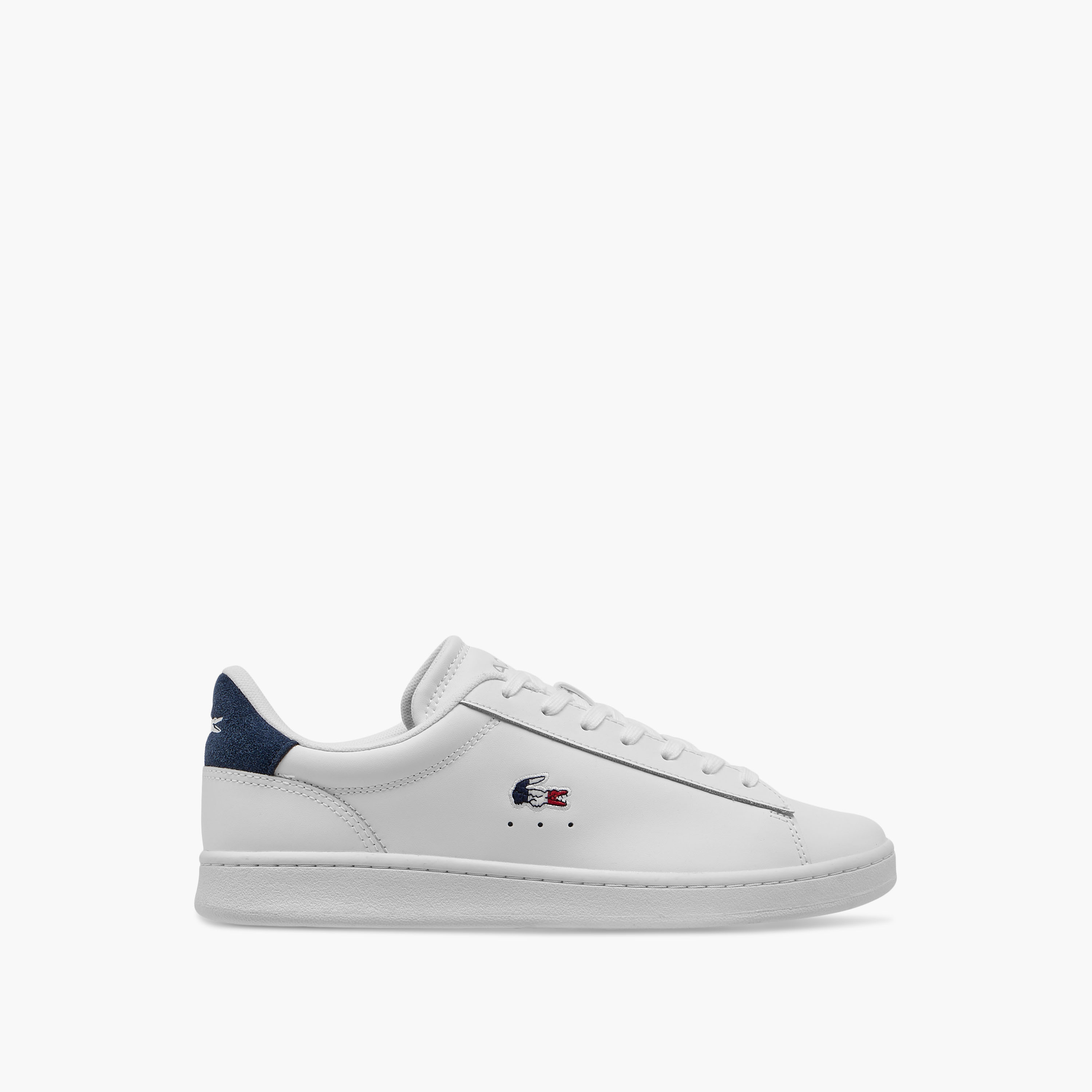 حذاء سنيكرز برباط إغلاق وتفاصيل شعار من لاكوست-men-shoes-sneakers-image-3