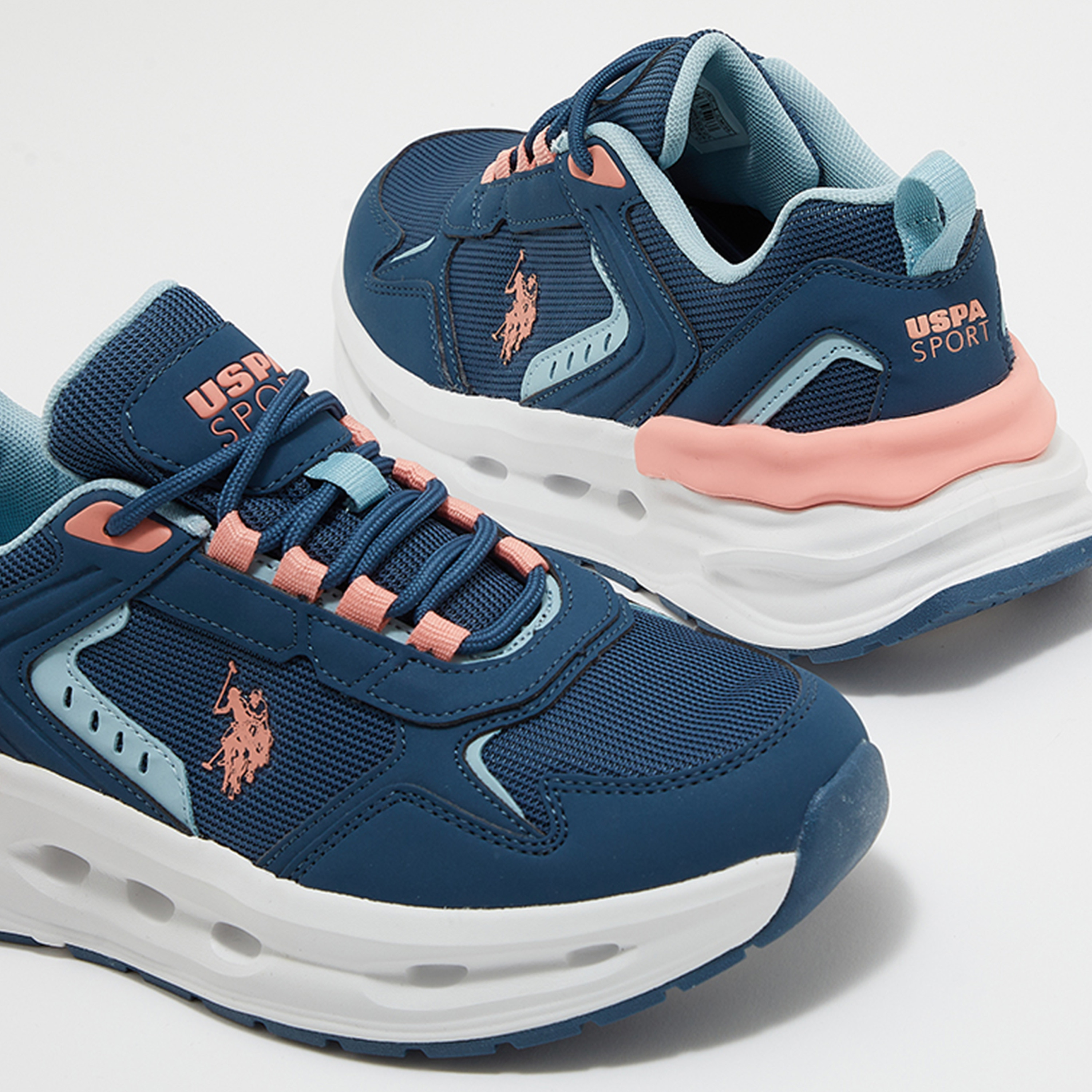 يو. اس. بولو اسن- حذاء رياضي جاكي 4ام GLB 4FX W لكلا الجنسين كاحل منخفض برباط-women-shoes-sneakers-image-2