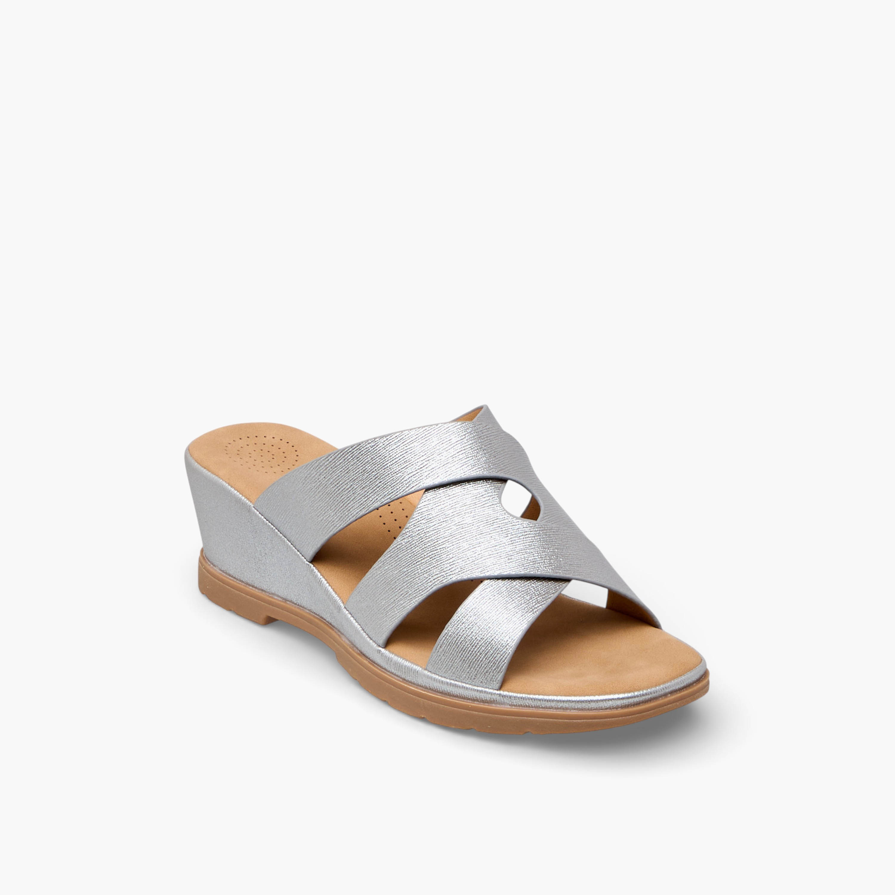 صندل مريح بكعب ويدج للنساء من فلورا بيلا-women-shoes-sandals-heeled-image-2