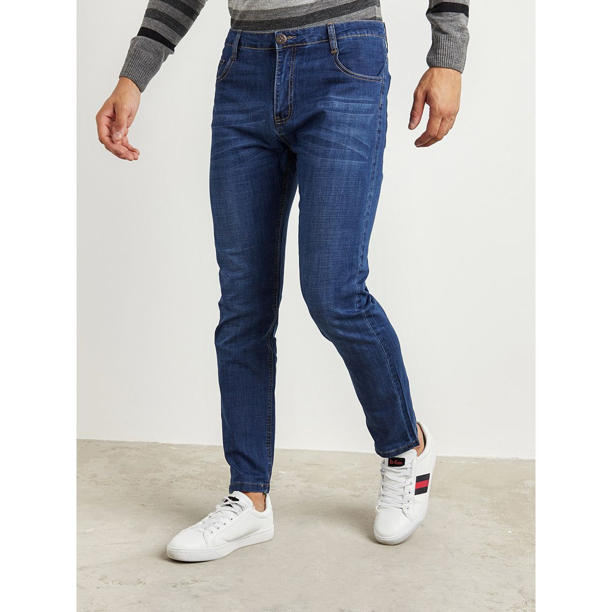 Styli Slim Fit Plain Jeans with Pockets-men-clothing-bottoms-jeans-image-1