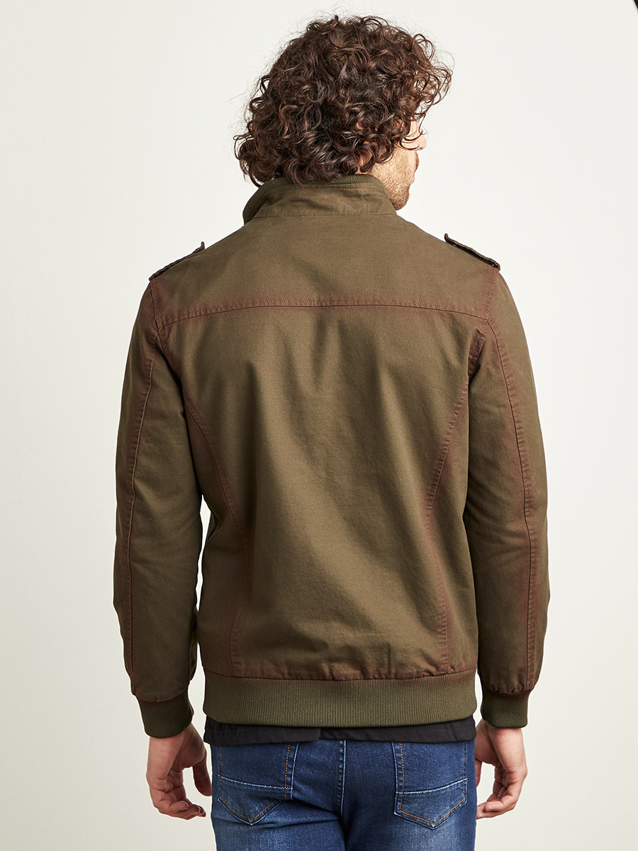 جاكيت بلون باهت وأكمام قصيرة-men-clothing-jacketsandblazers-jackets-image-4