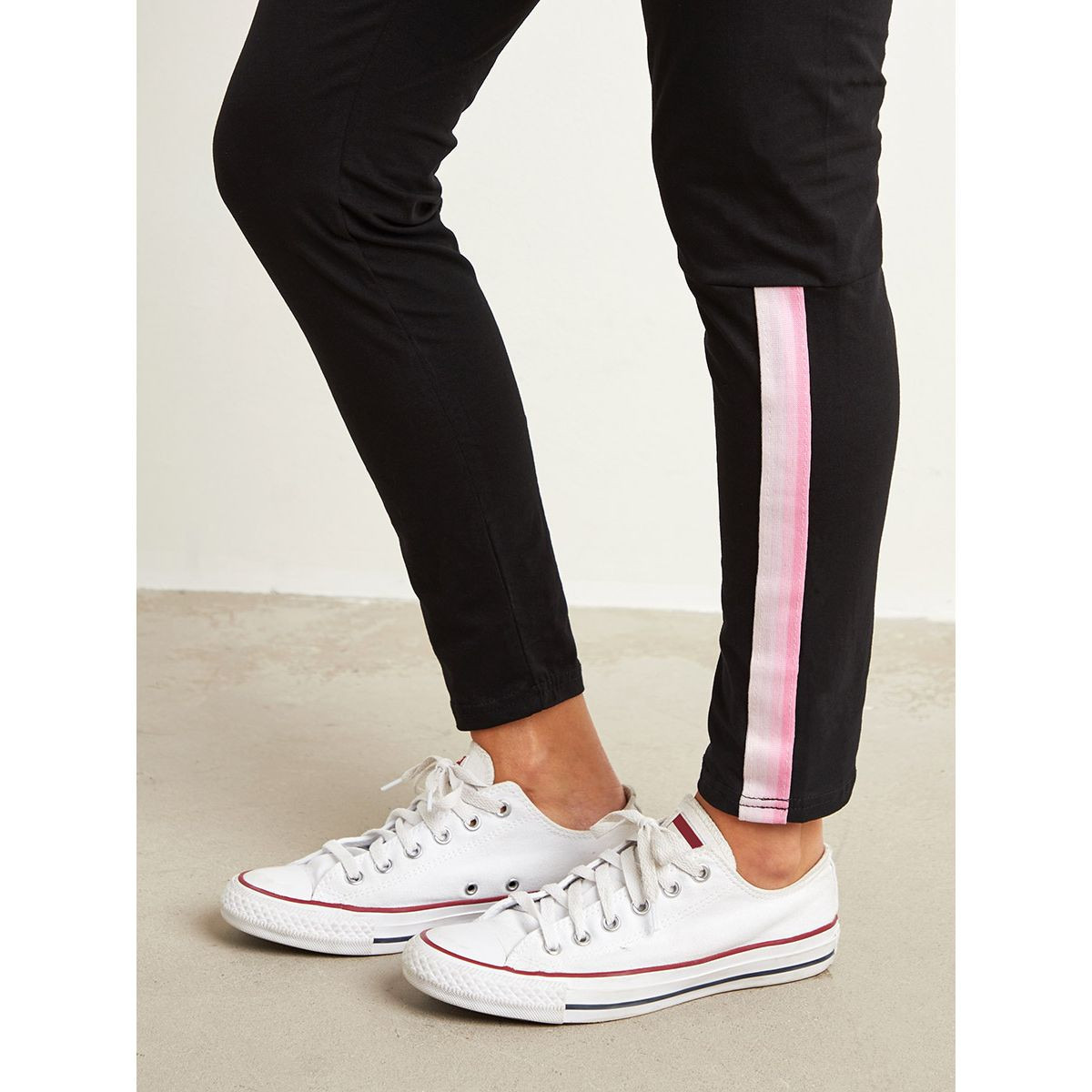Styli Ankle Striped Detail Leggings with Elasticated Waistband-women-clothing-leggings-image-4