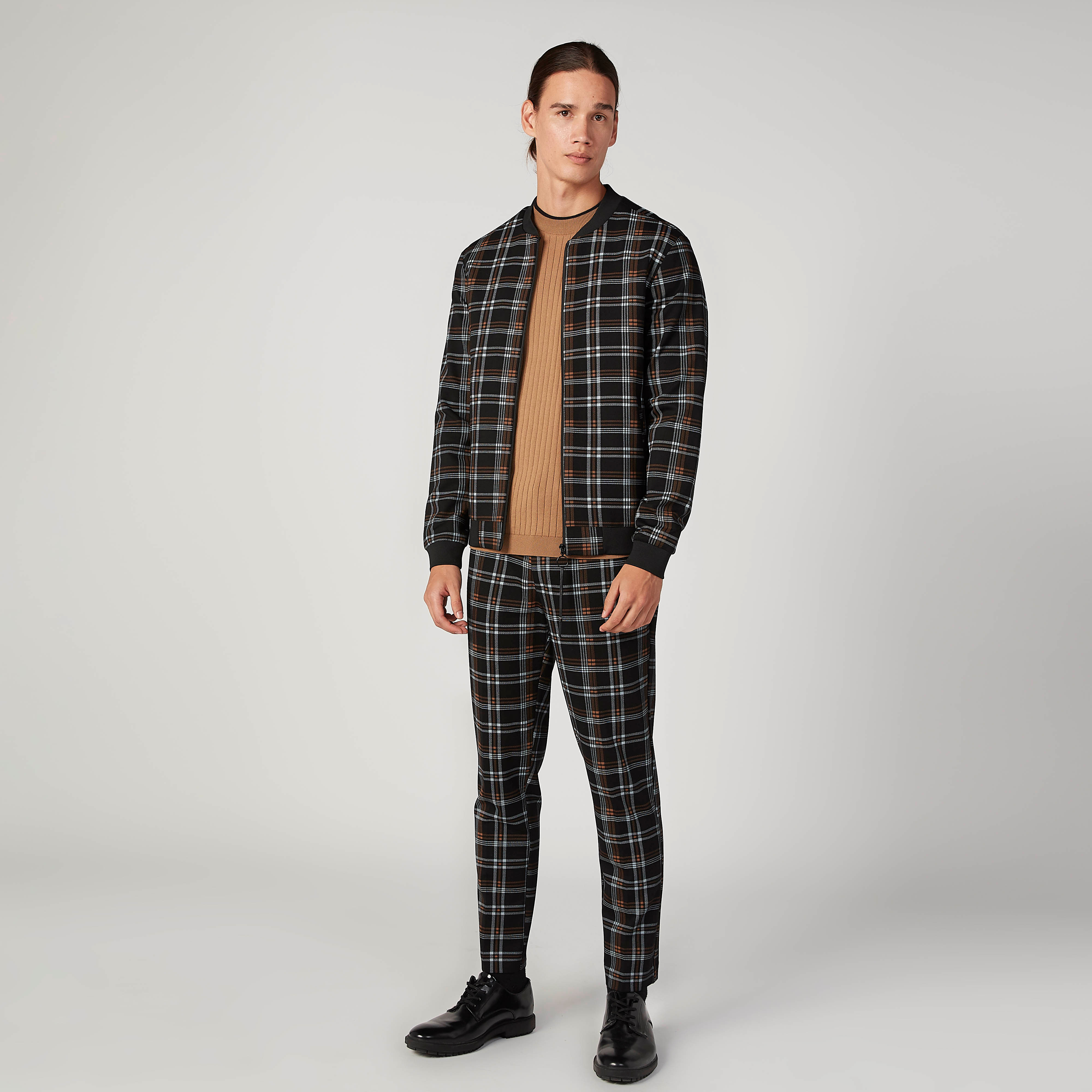 تيشيرت بارز الملمس بياقة ضيّقة وأكمام قصيرة-men-clothing-sweatersandpullovers-image-2