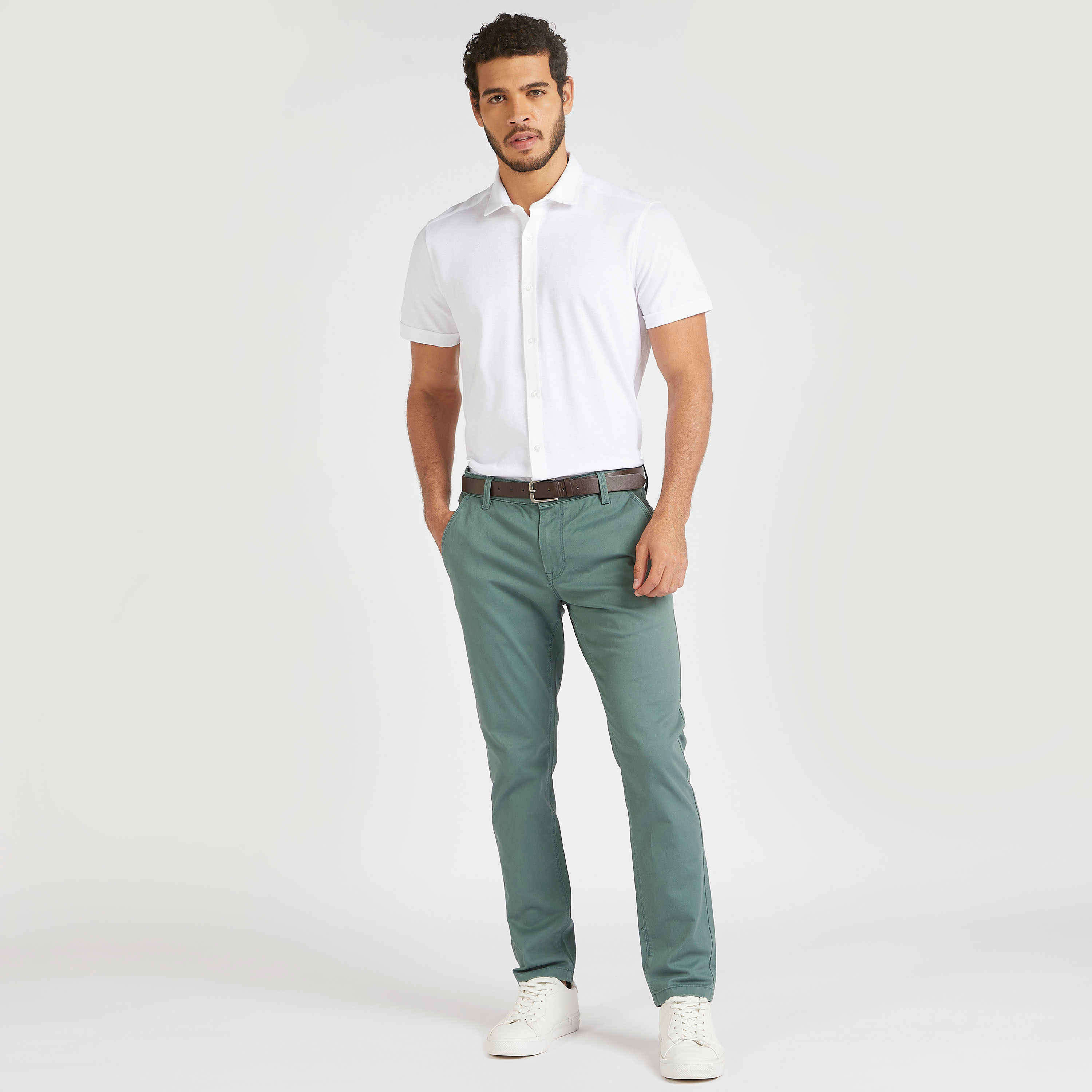 قميص بارز الملمس بقصة سليم وياقة عاديّة وأكمام قصيرة-men-clothing-shirts-image-17