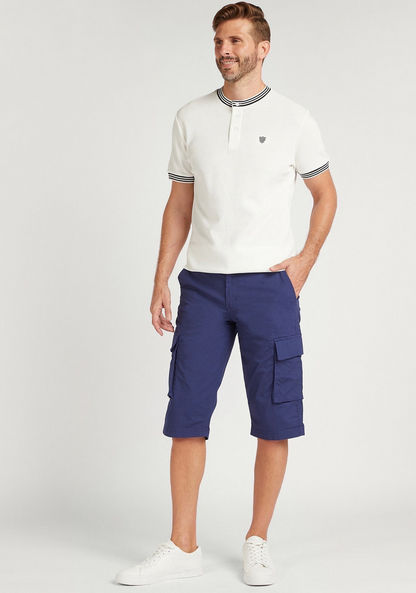 Solid Mid-Rise Cargo Shorts with Pockets and Belt