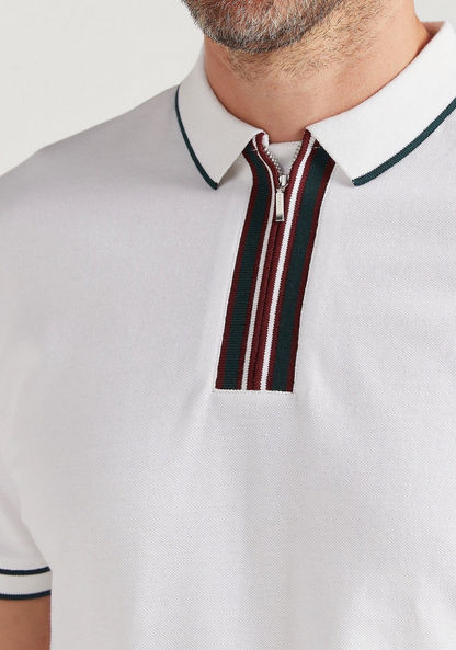 Solid Polo T-shirt with Short Sleeves