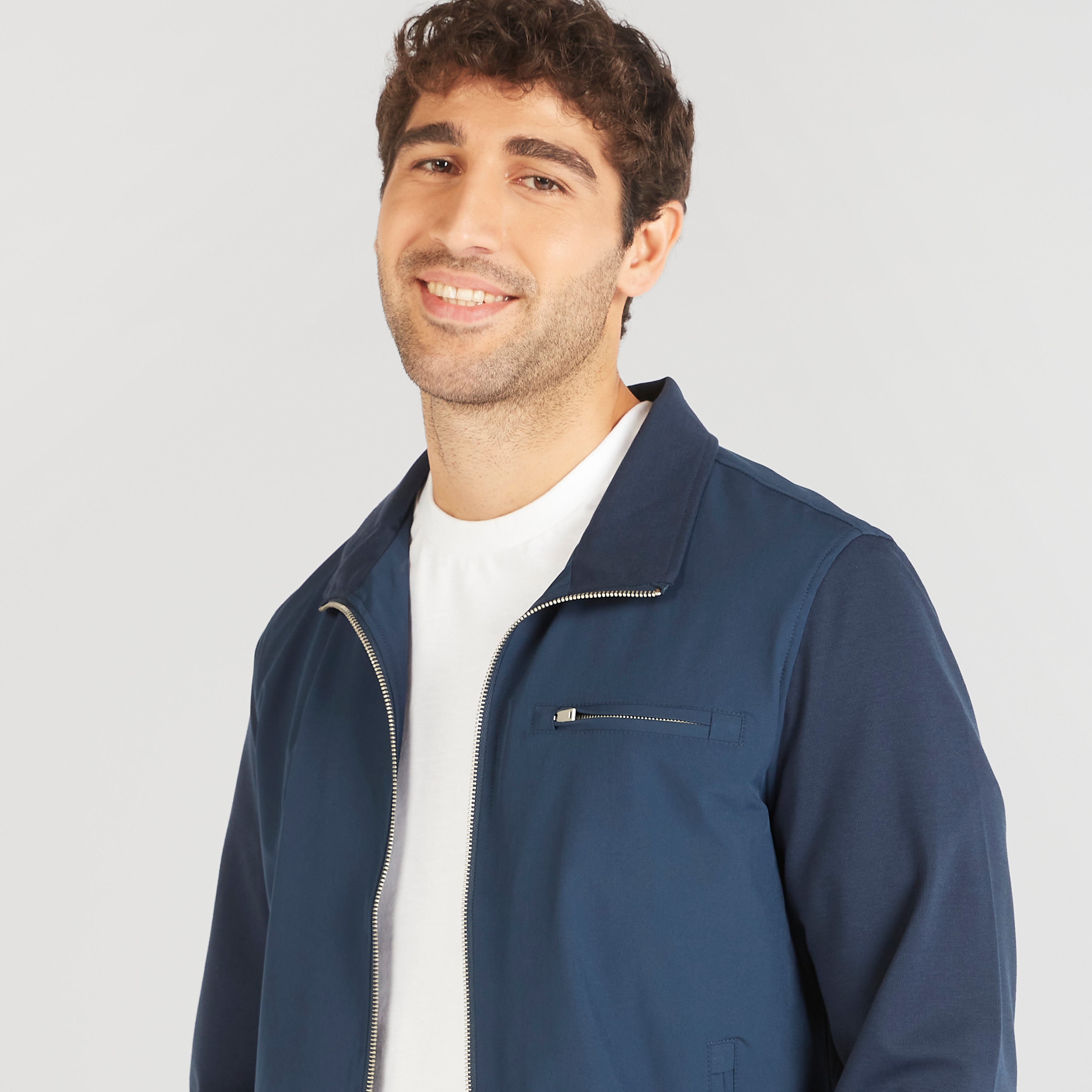 جاكيت خفيف سادة بسحاب وجيوب-men-clothing-jacketsandblazers-jackets-image-12