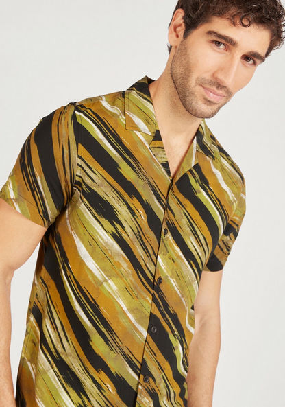 Printed Shirt with Short Sleeves and Button Closure-Shirts-image-1