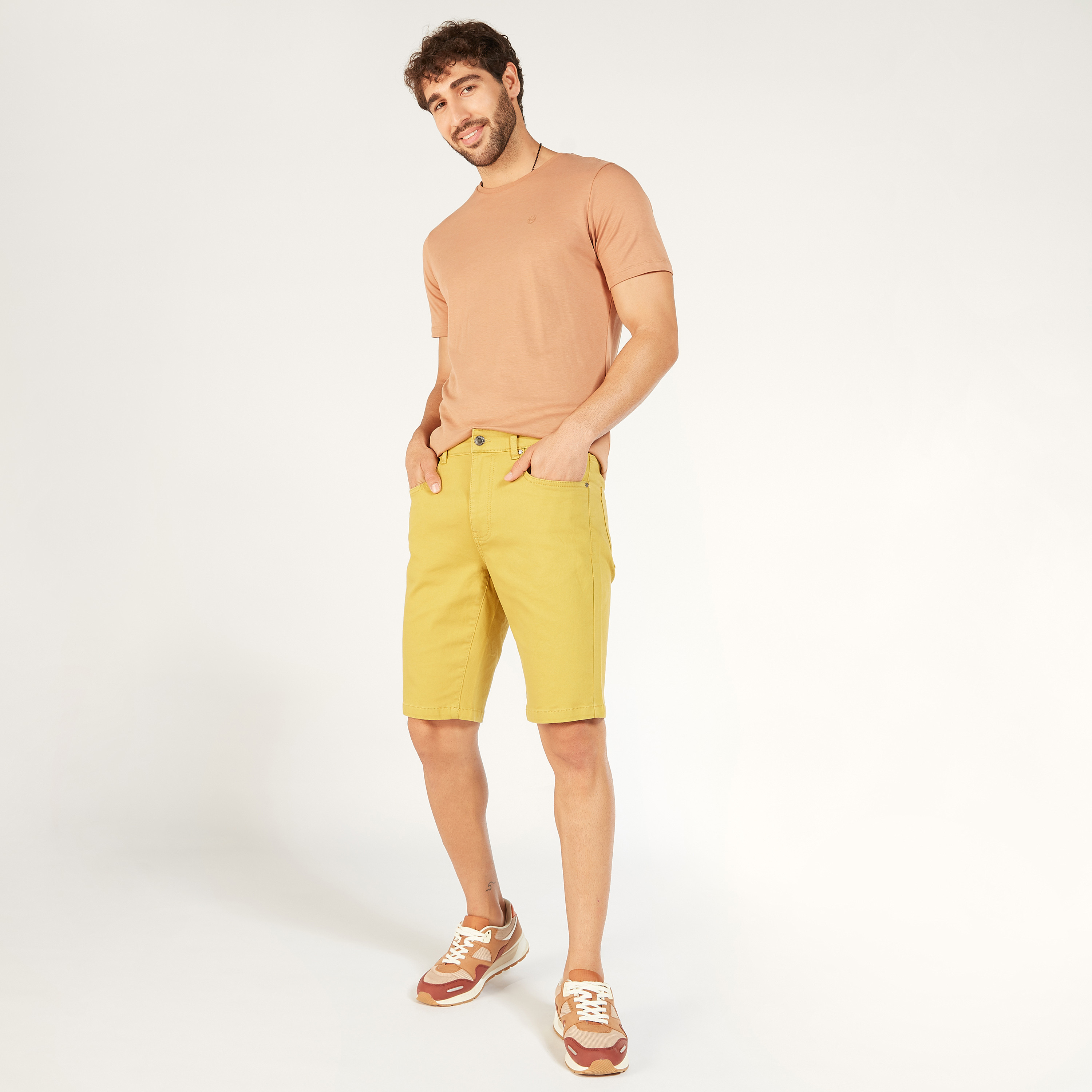 شورت سادة بجيوب وزر إغلاق-men-clothing-bottoms-shorts-image-10