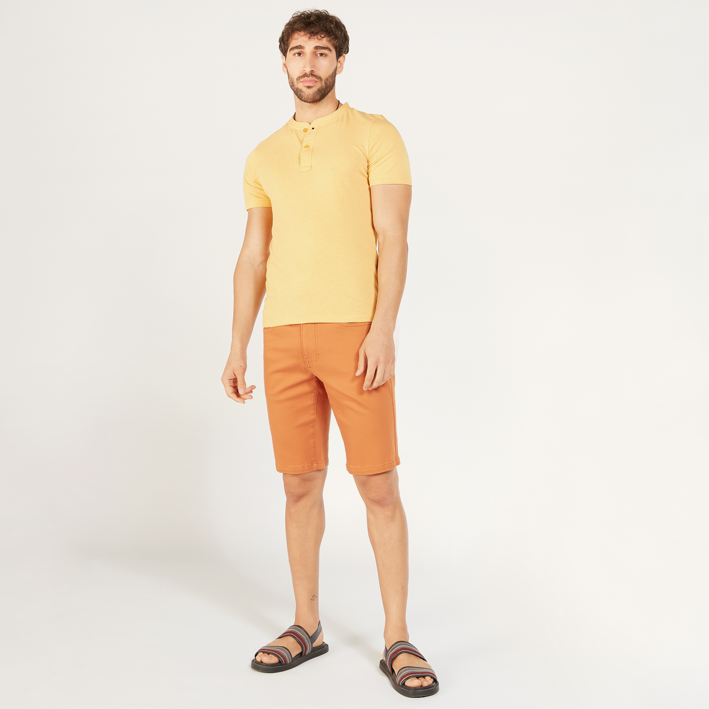 شورت سادة بجيوب وزر إغلاق-men-clothing-bottoms-shorts-image-14