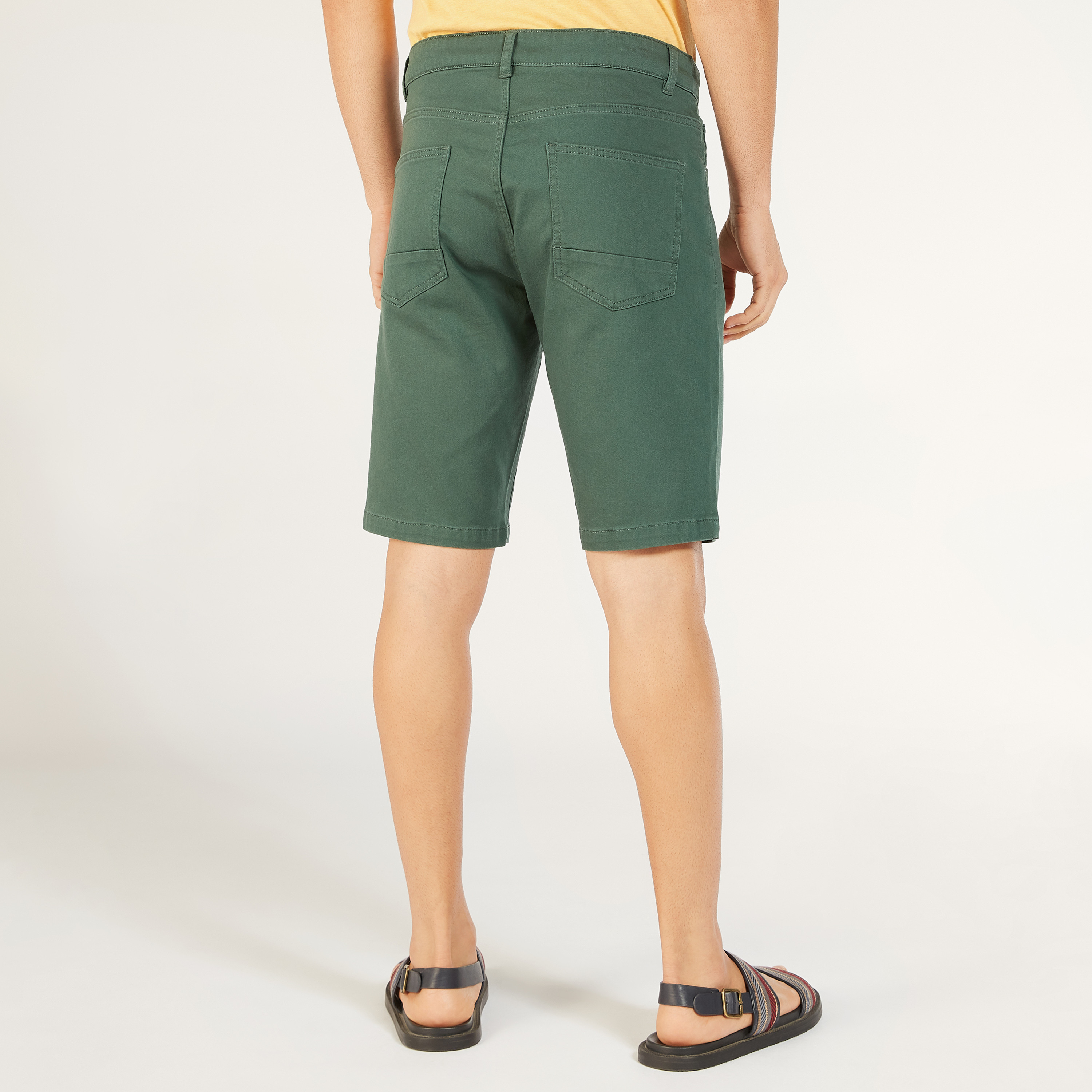 شورت سادة بجيوب وزر إغلاق-men-clothing-bottoms-shorts-image-20