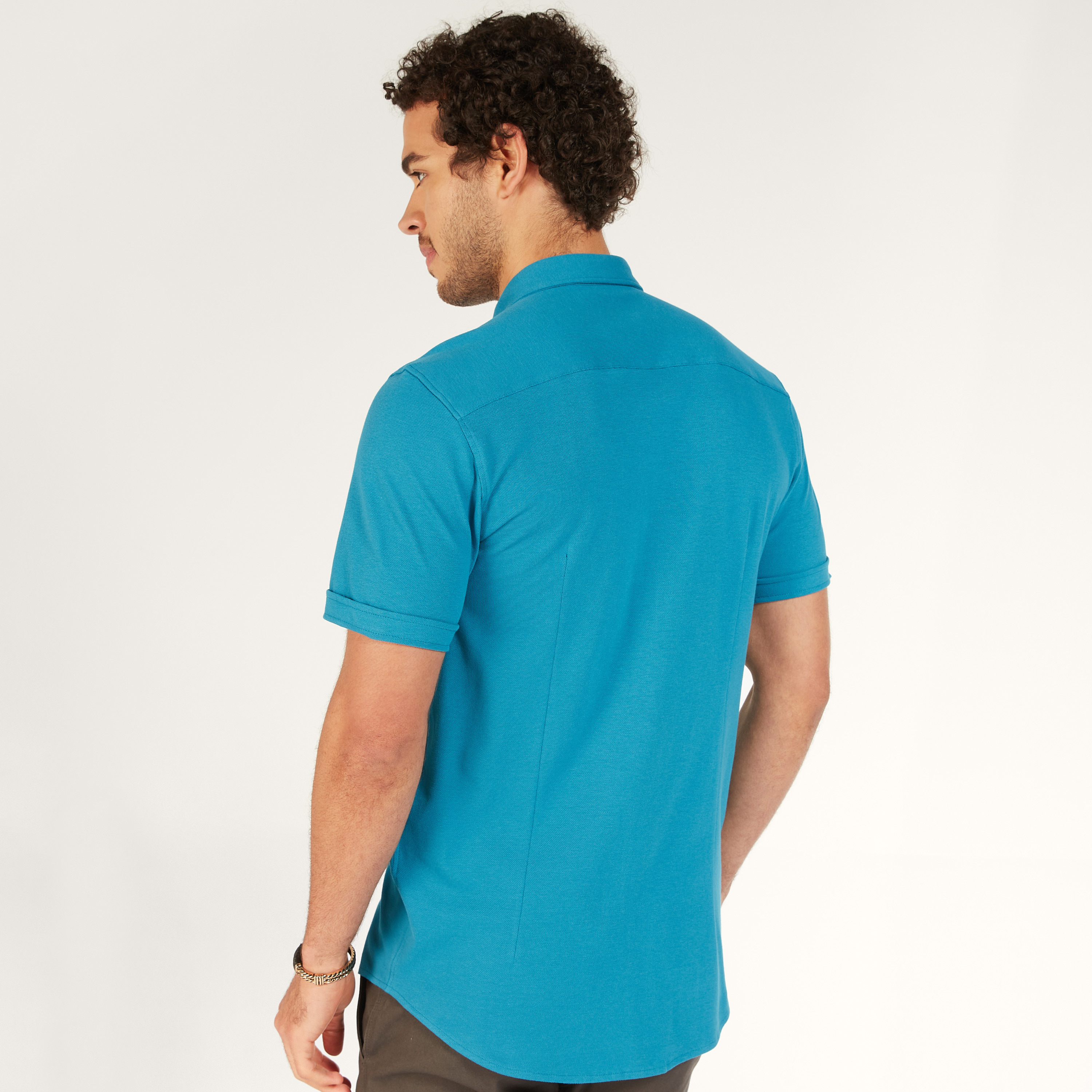 Solid Shirt with Short Sleeves and Button Closure-men-clothing-shirts-image-24